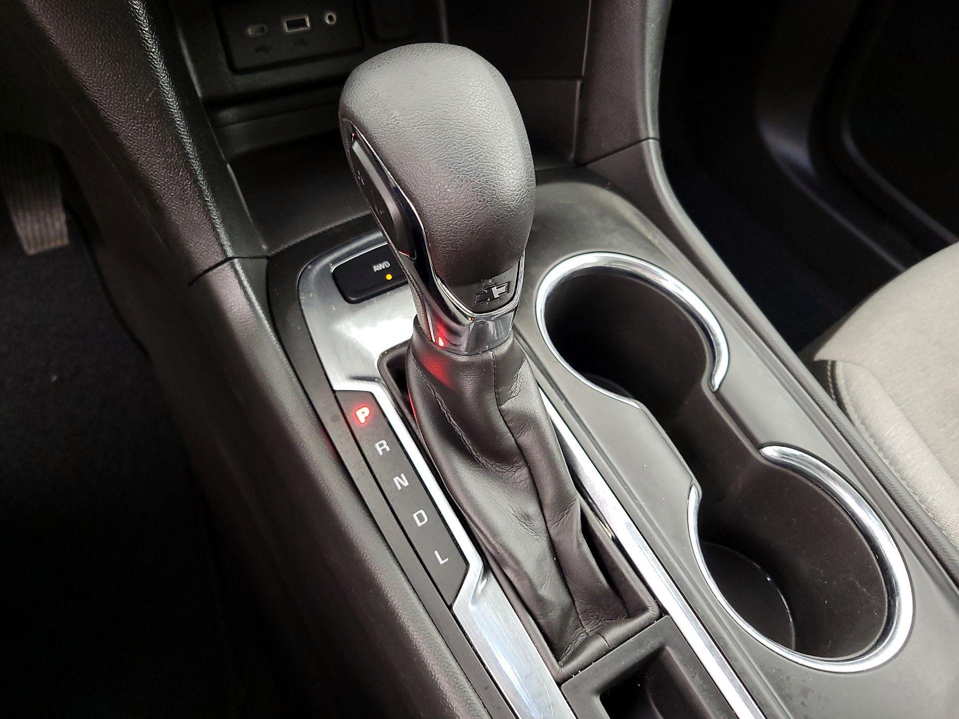 Thumbnail: 2023 Chevrolet Equinox - 17