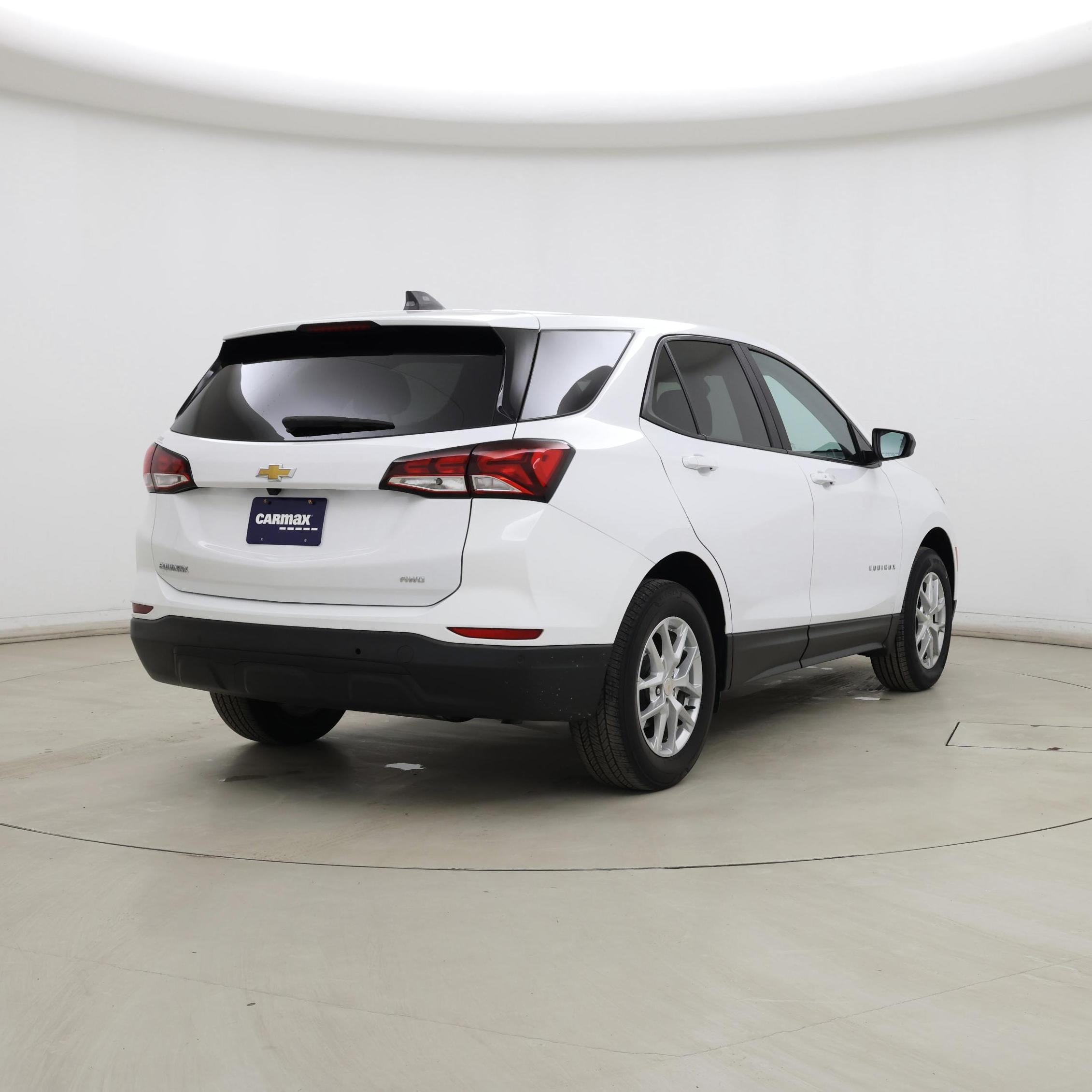 Thumbnail: 2023 Chevrolet Equinox - 8