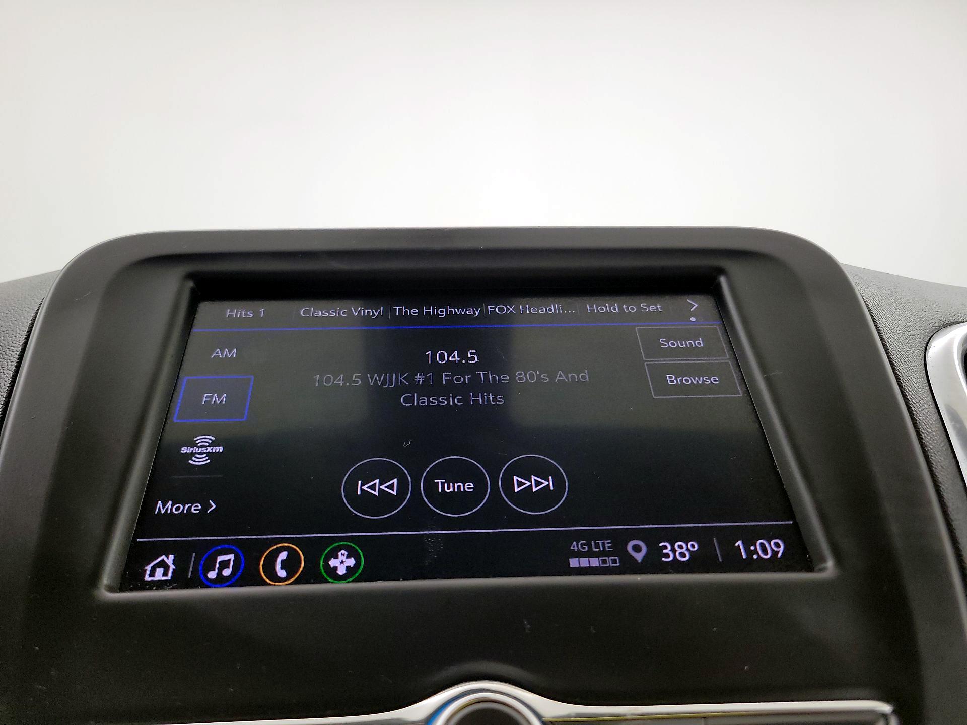 Thumbnail: 2024 Chevrolet Equinox - 15