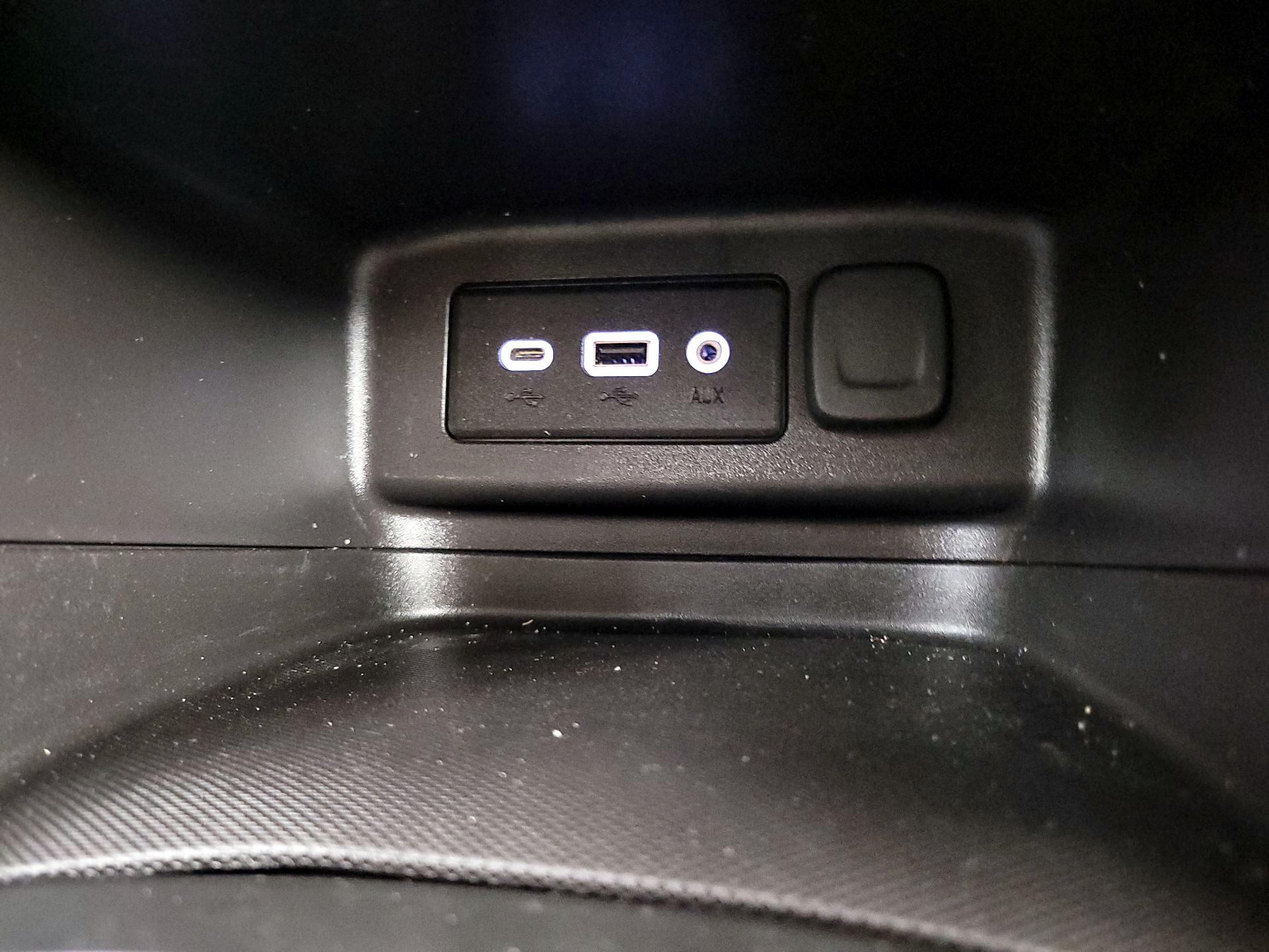 Thumbnail: 2024 Chevrolet Equinox - 18