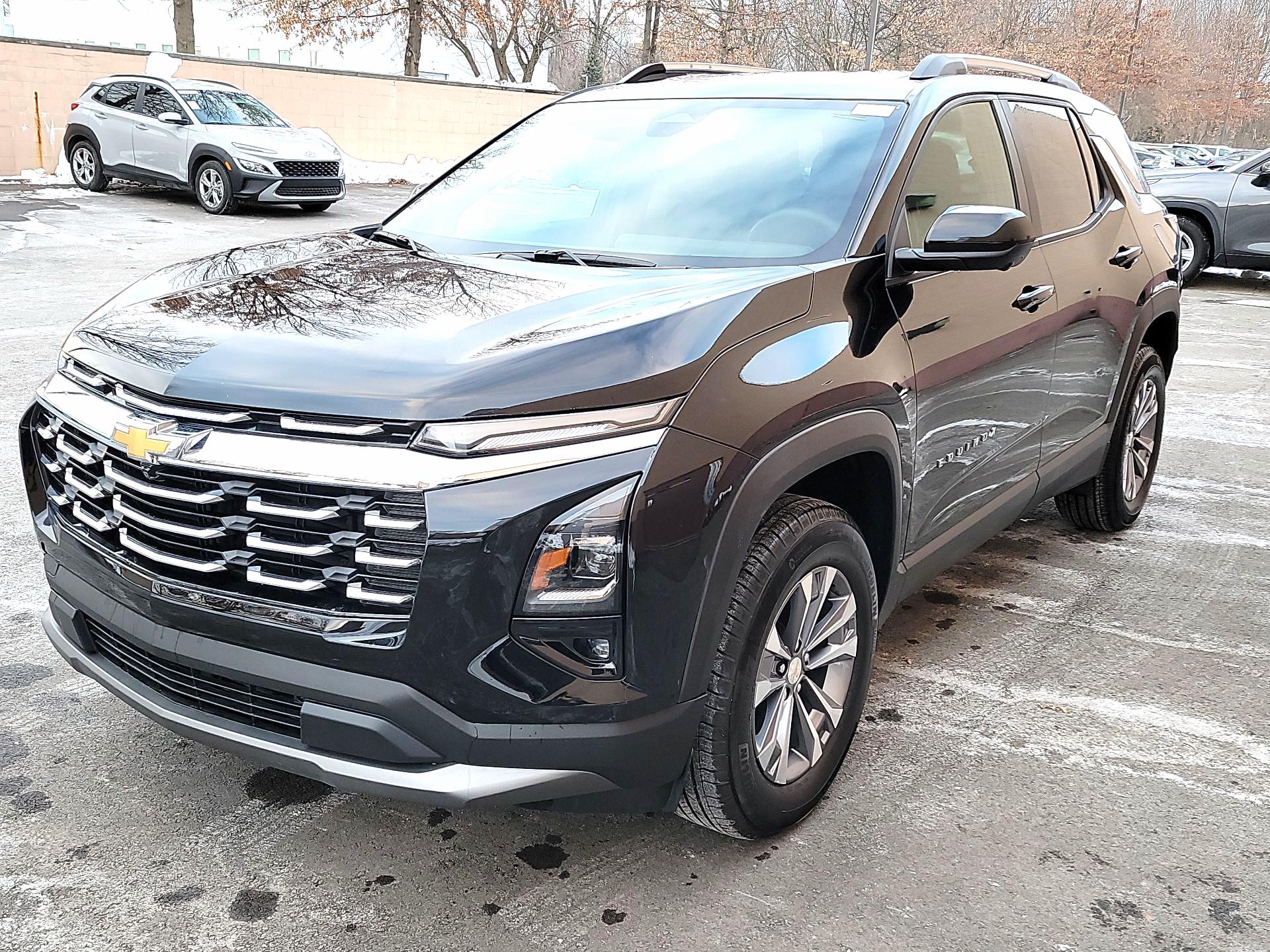 Thumbnail: 2025 Chevrolet Equinox - 3