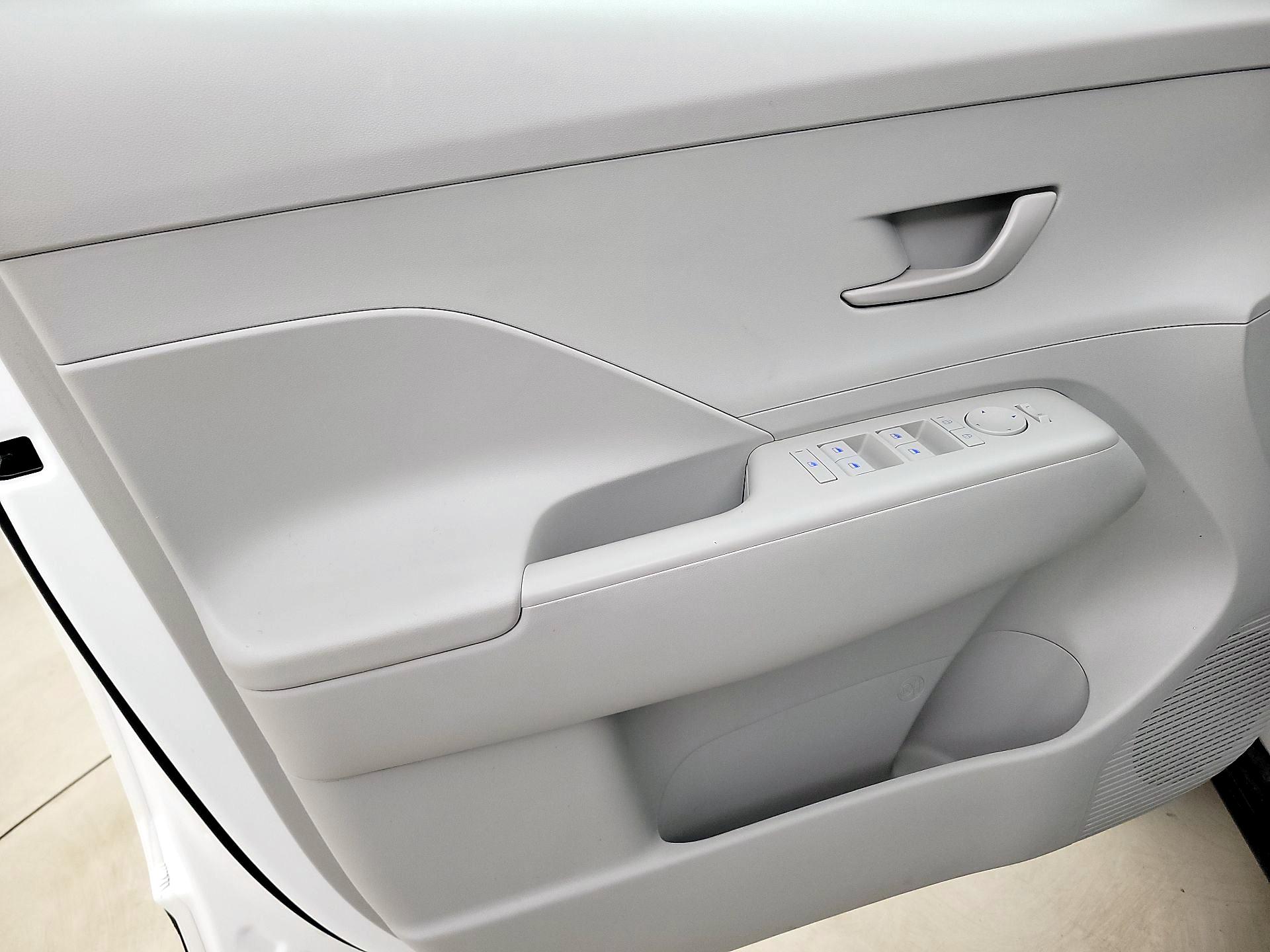 Thumbnail: 2025 Hyundai Kona - 12