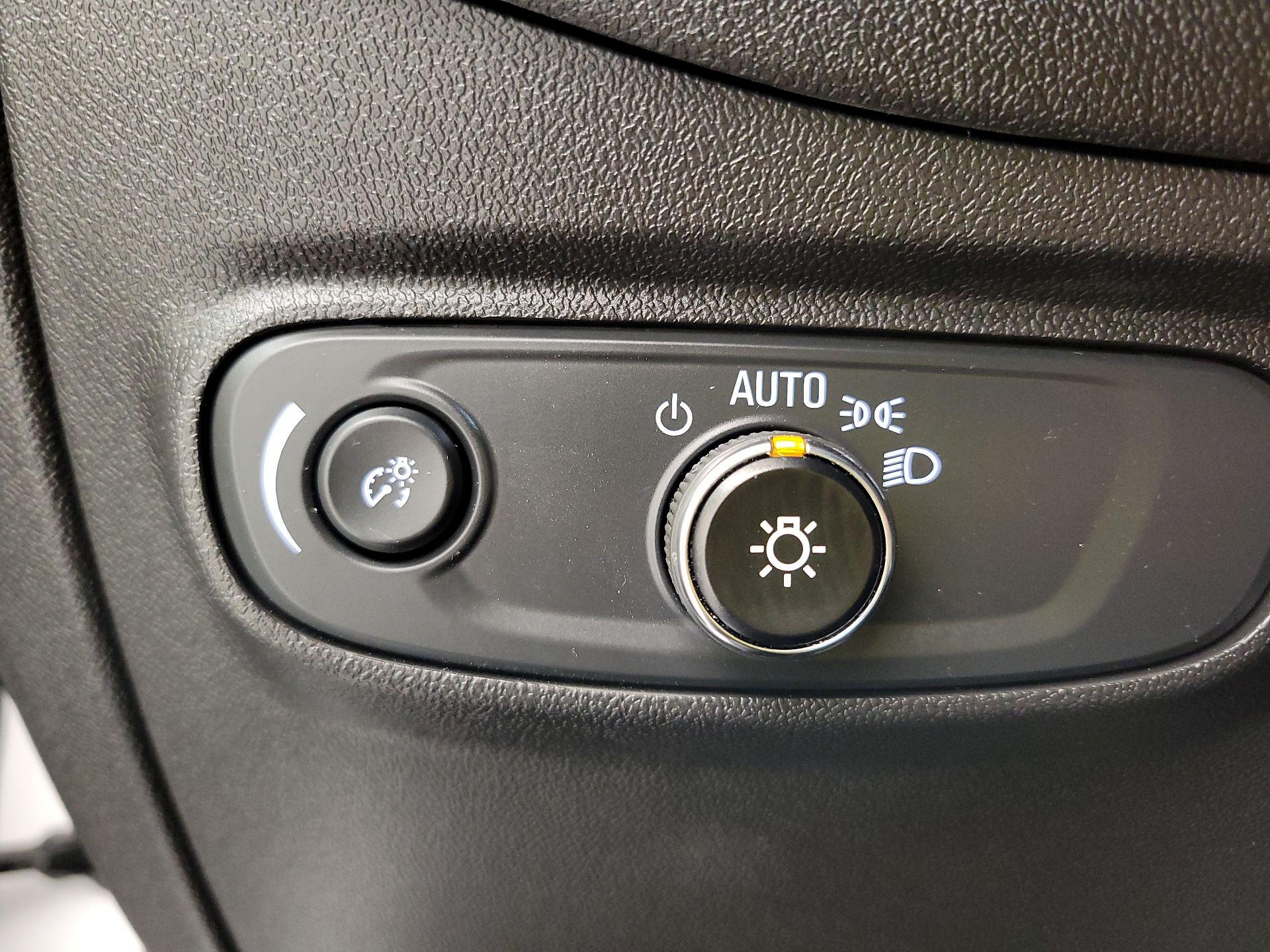 Thumbnail: 2024 Chevrolet Equinox - 13