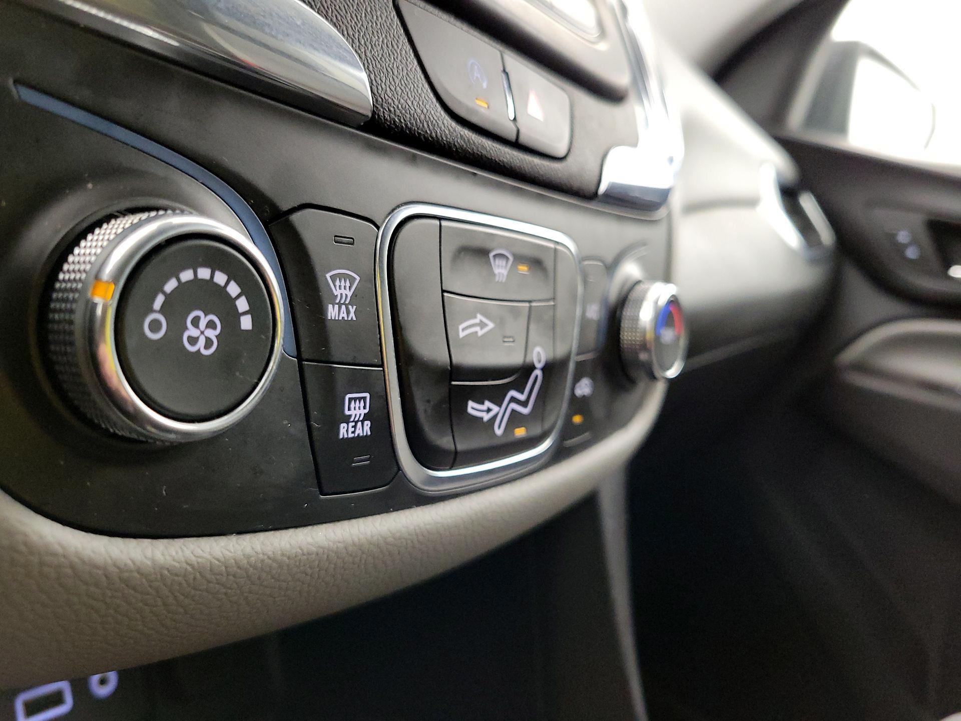 Thumbnail: 2024 Chevrolet Equinox - 16