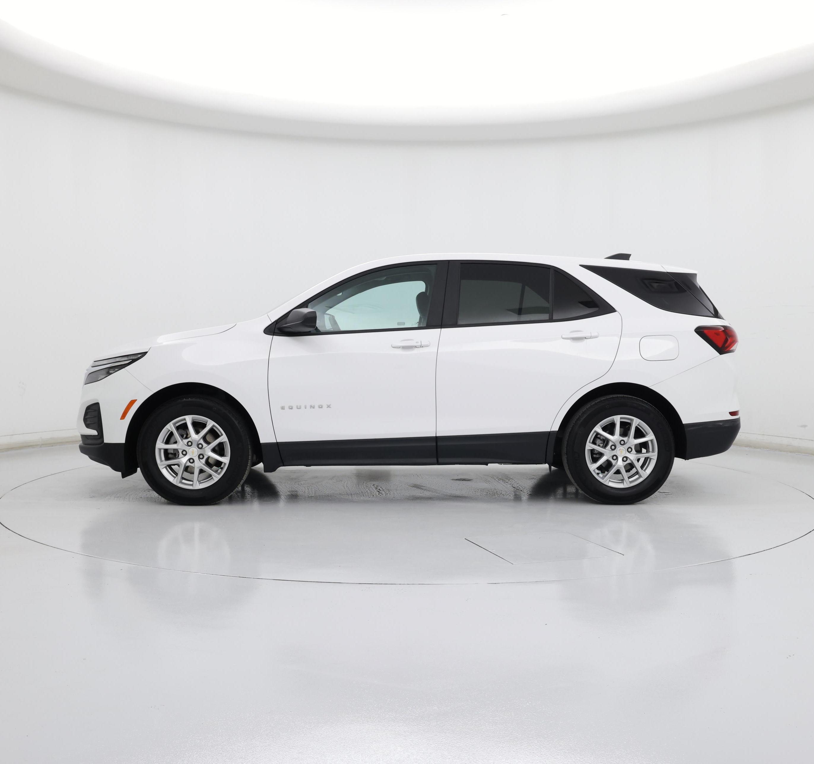 Thumbnail: 2024 Chevrolet Equinox - 3