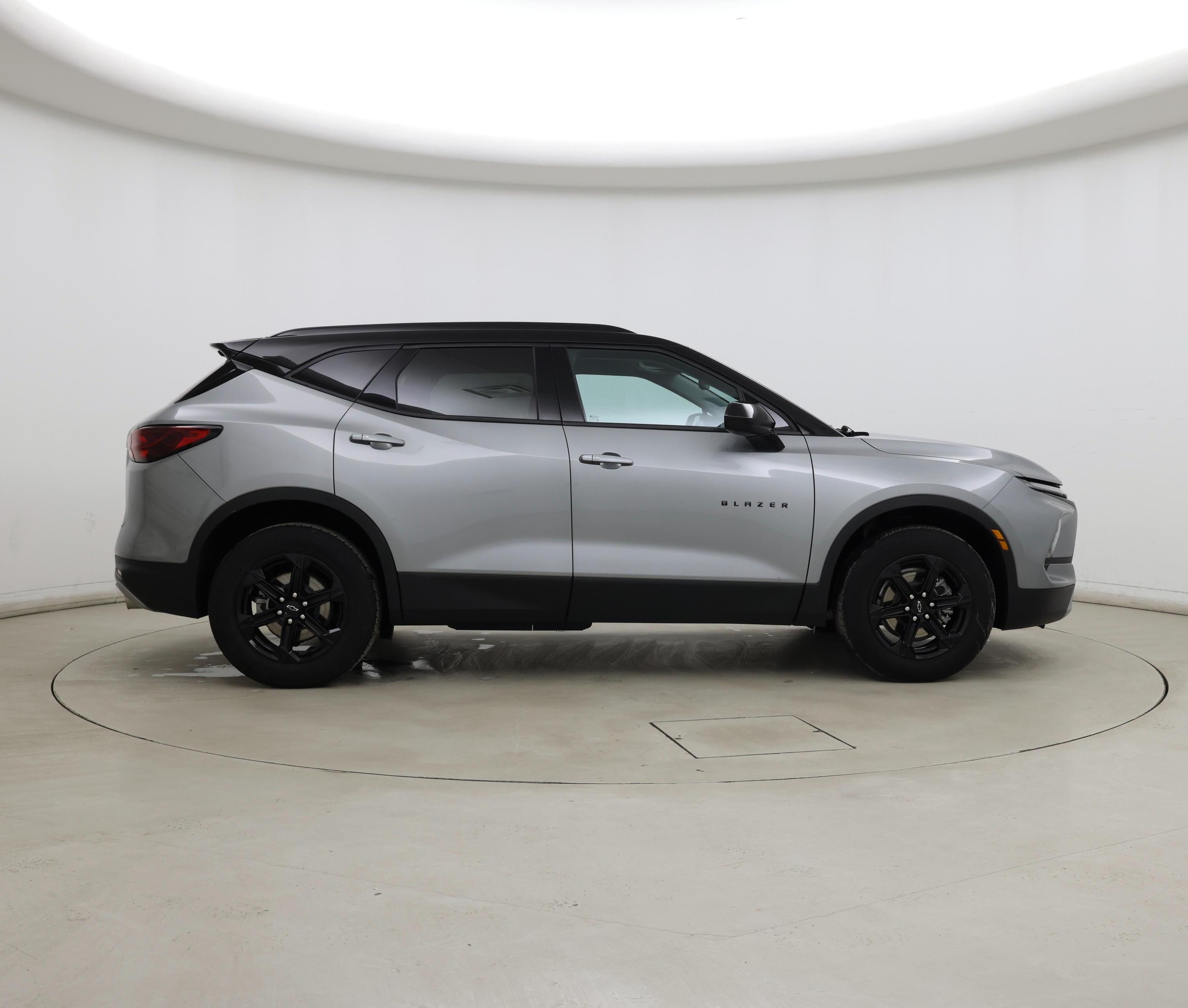 Thumbnail: 2023 Chevrolet Blazer - 7