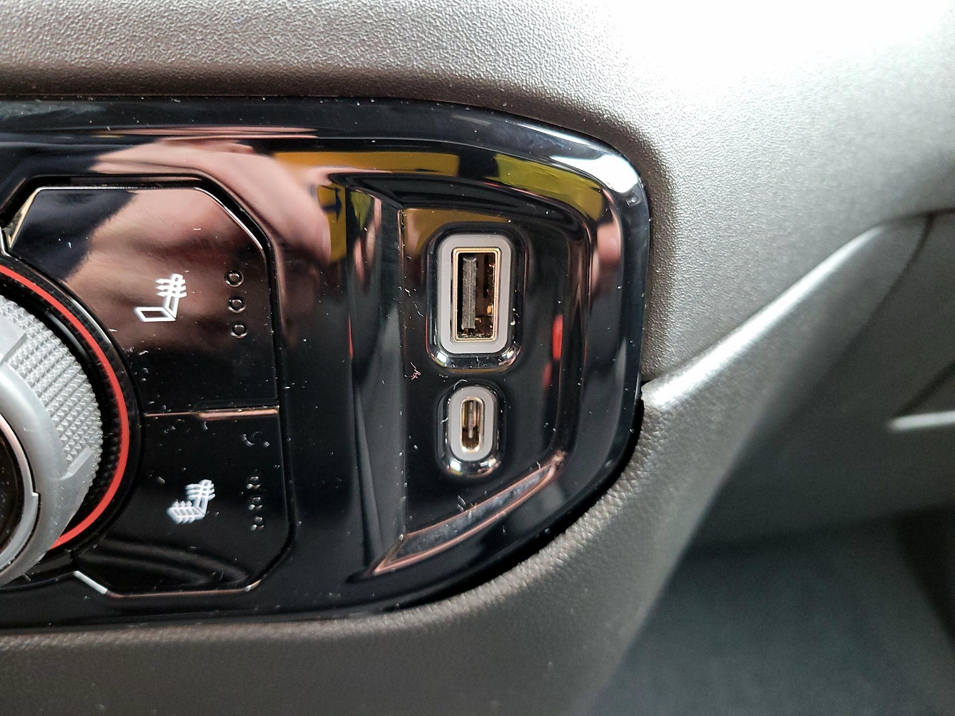 Thumbnail: 2023 Chevrolet Silverado 1500 - 17