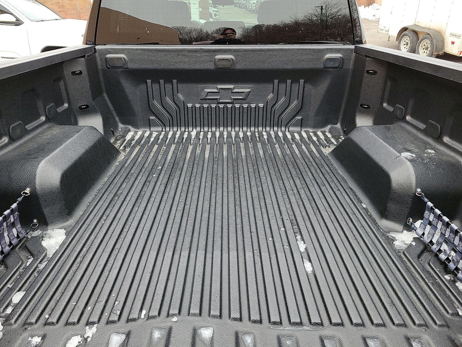 Thumbnail: 2023 Chevrolet Silverado 1500 - 19