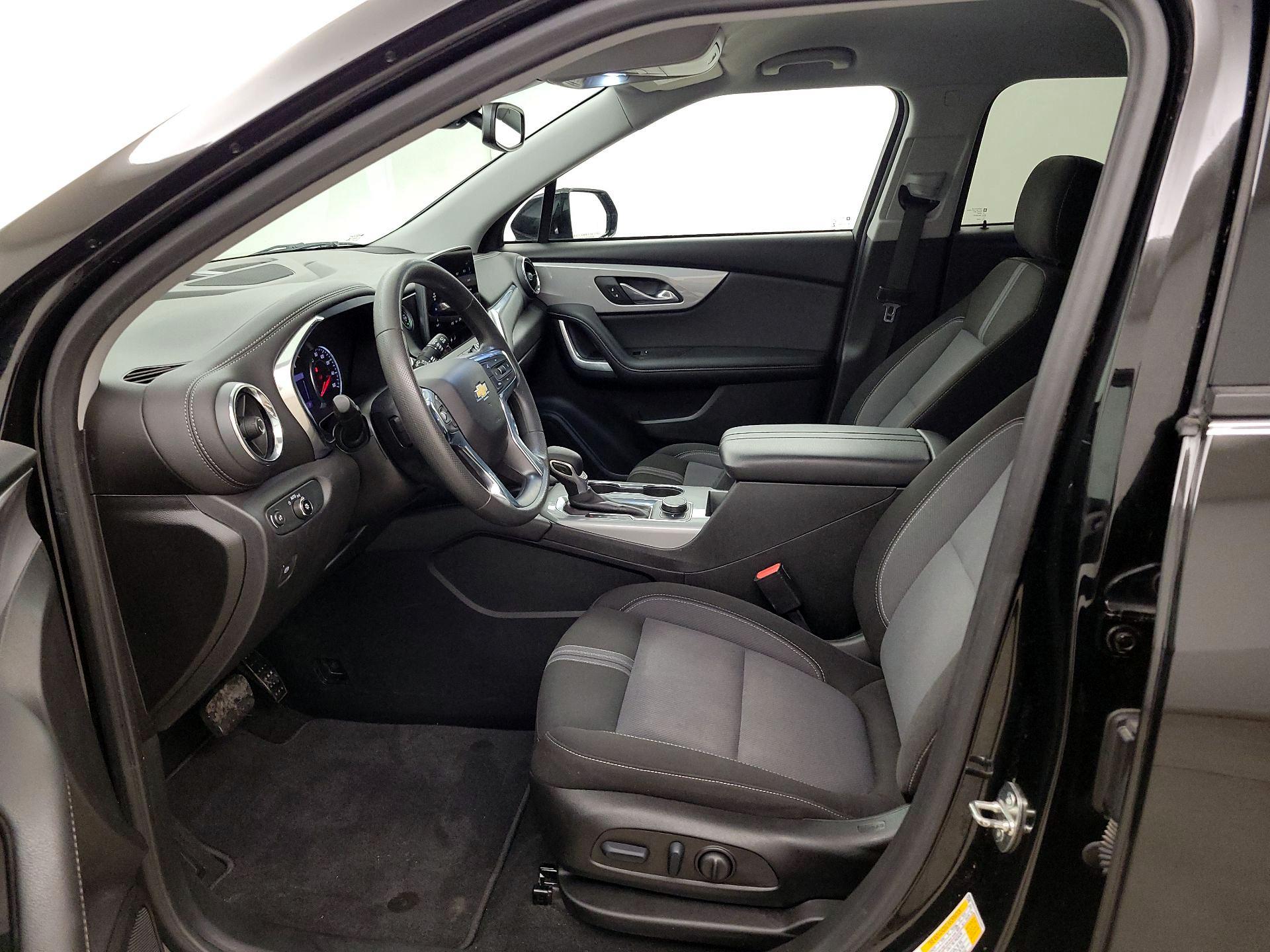 Thumbnail: 2023 Chevrolet Blazer - 11