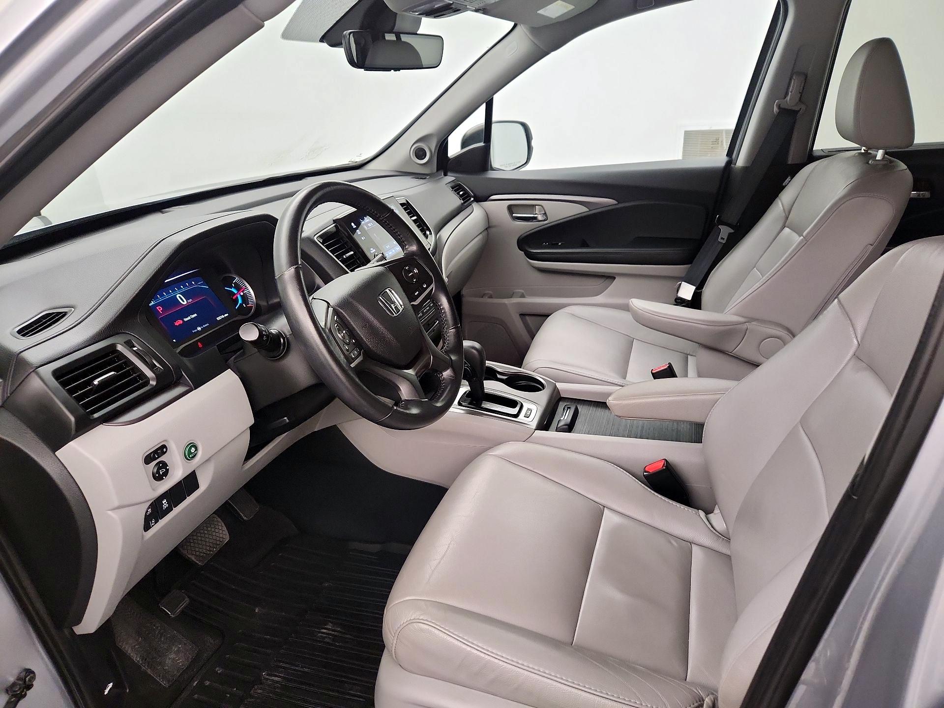 Thumbnail: 2020 Honda Pilot - 11