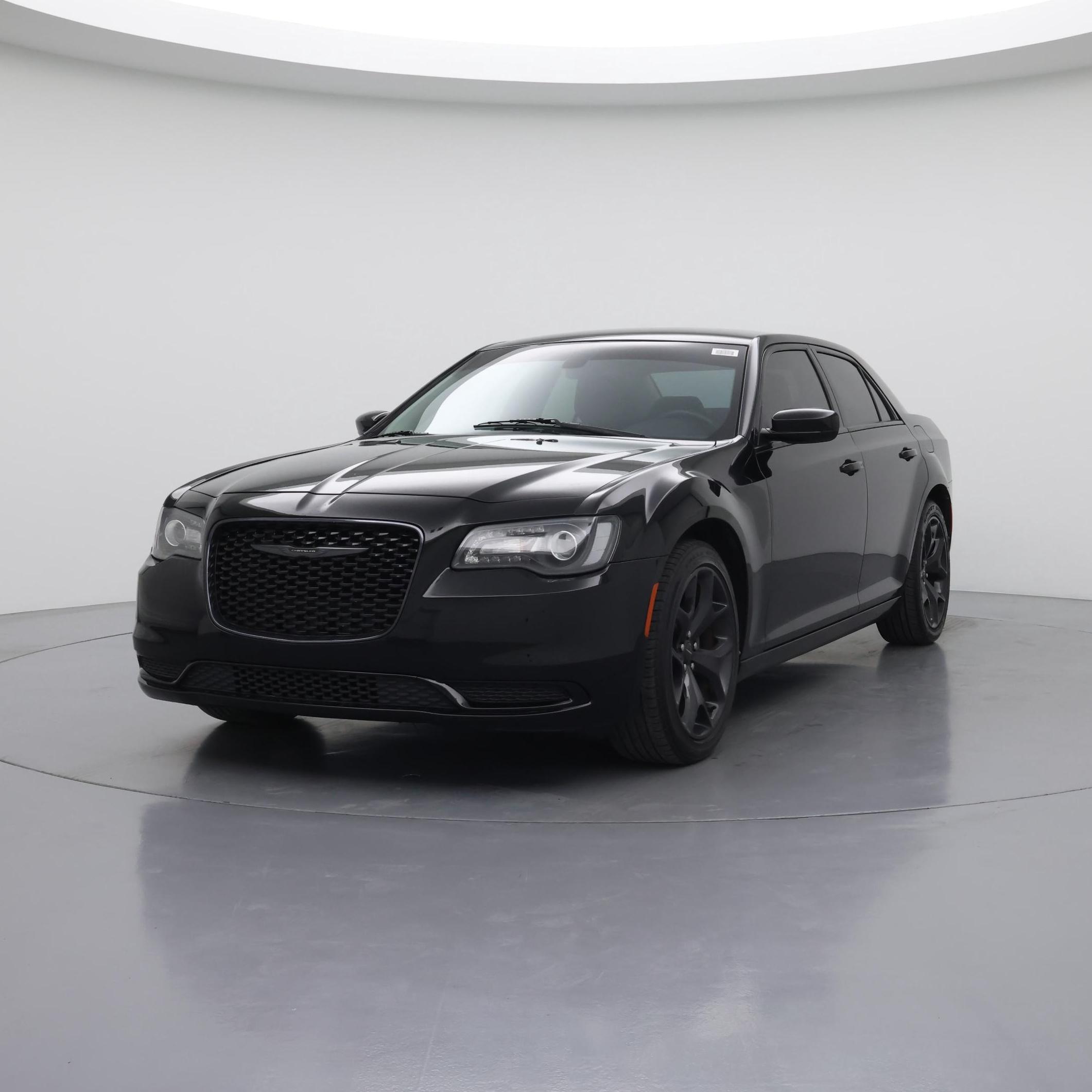Thumbnail: 2021 Chrysler 300 - 4