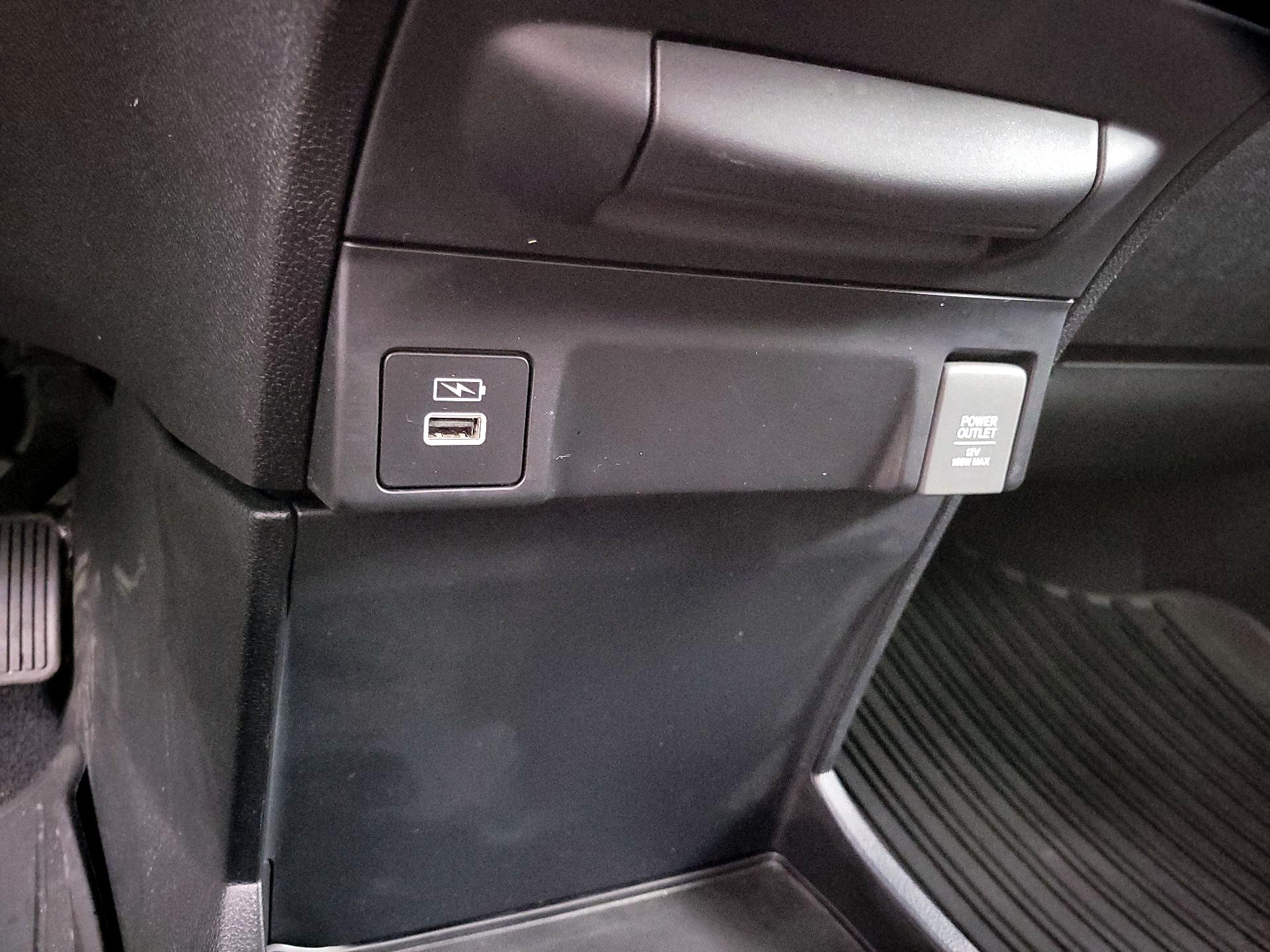 Thumbnail: 2022 Honda Odyssey - 18