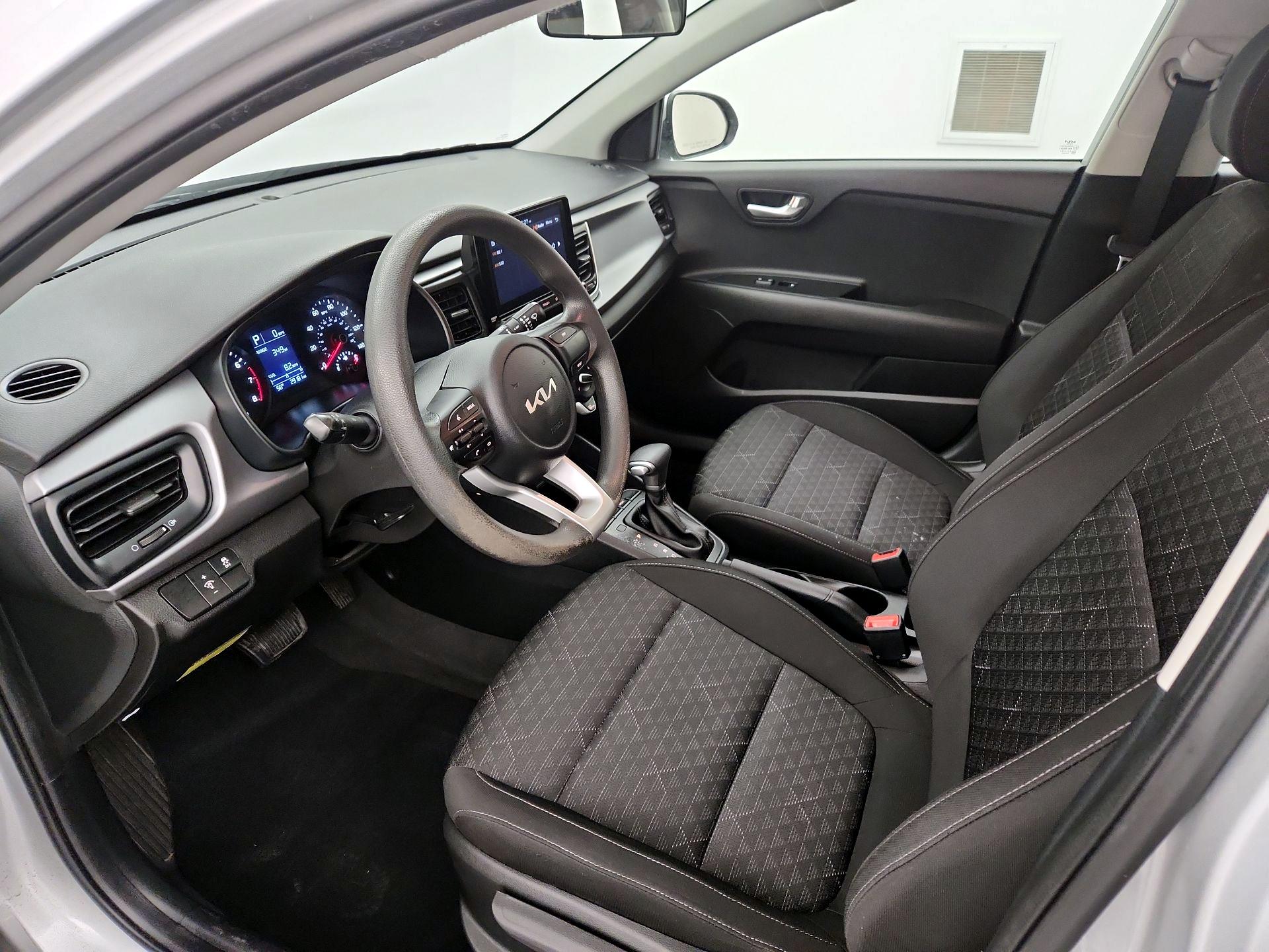 Thumbnail: 2023 Kia Rio - 11