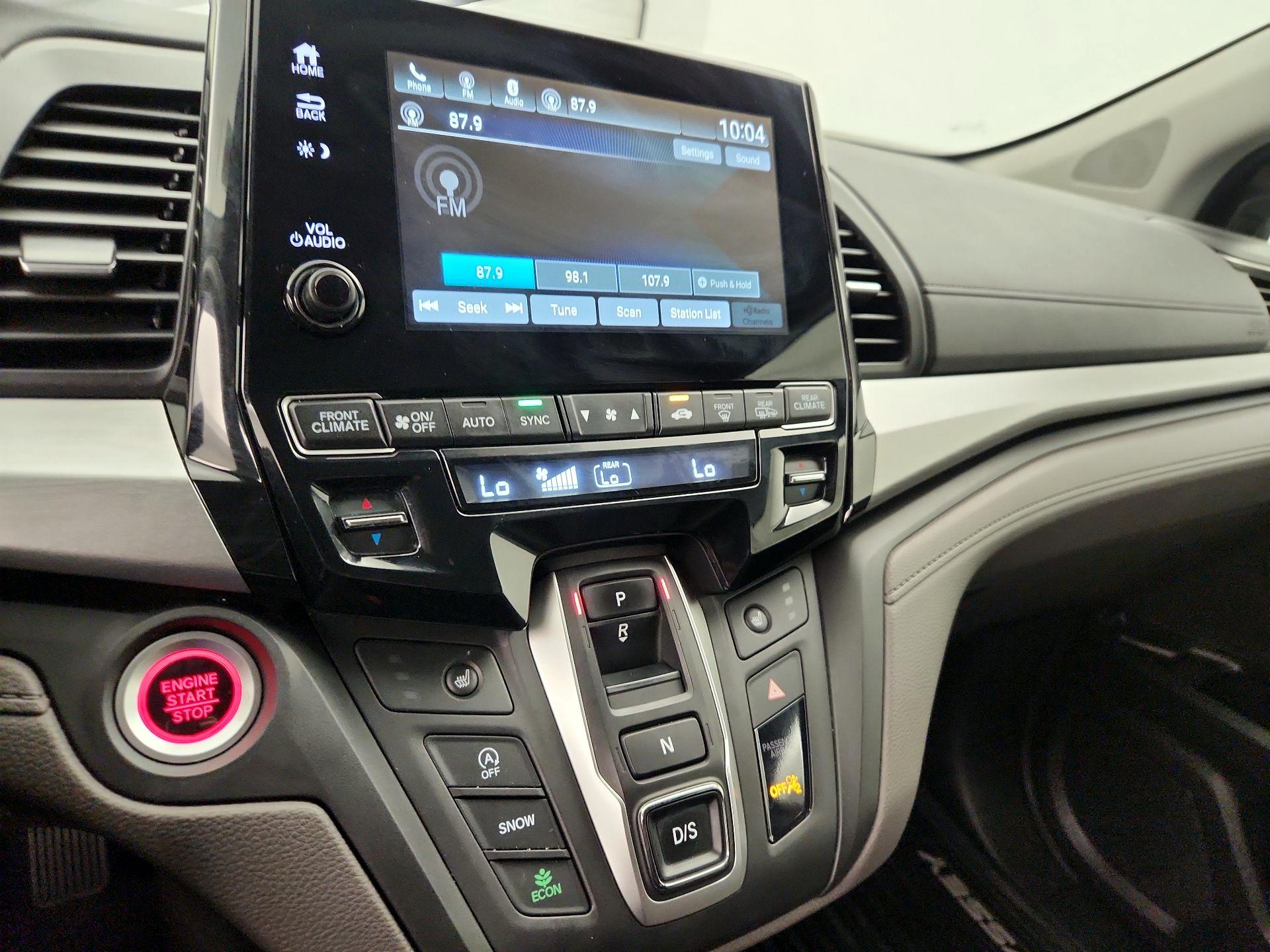 Thumbnail: 2021 Honda Odyssey - 16