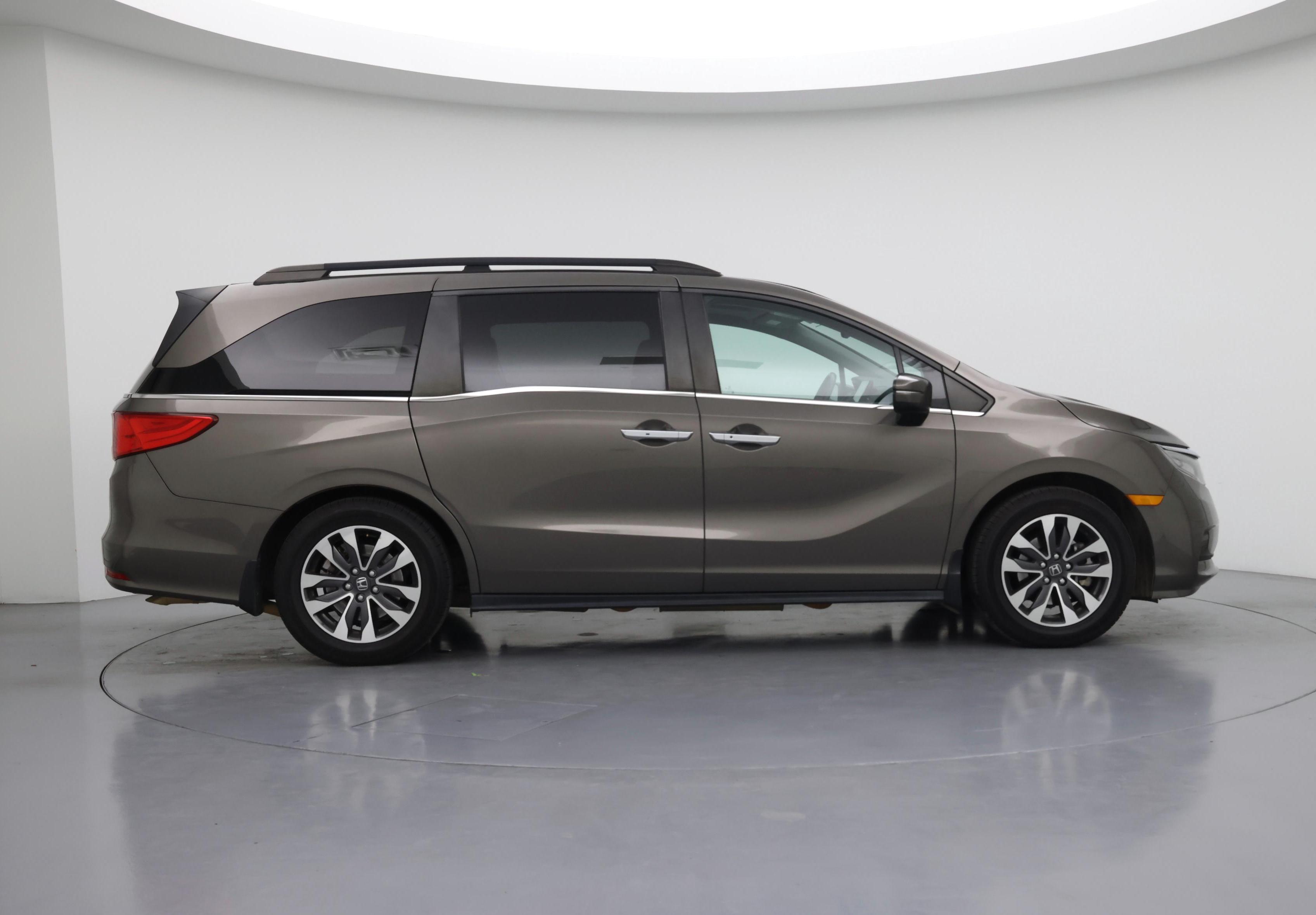 Thumbnail: 2021 Honda Odyssey - 7
