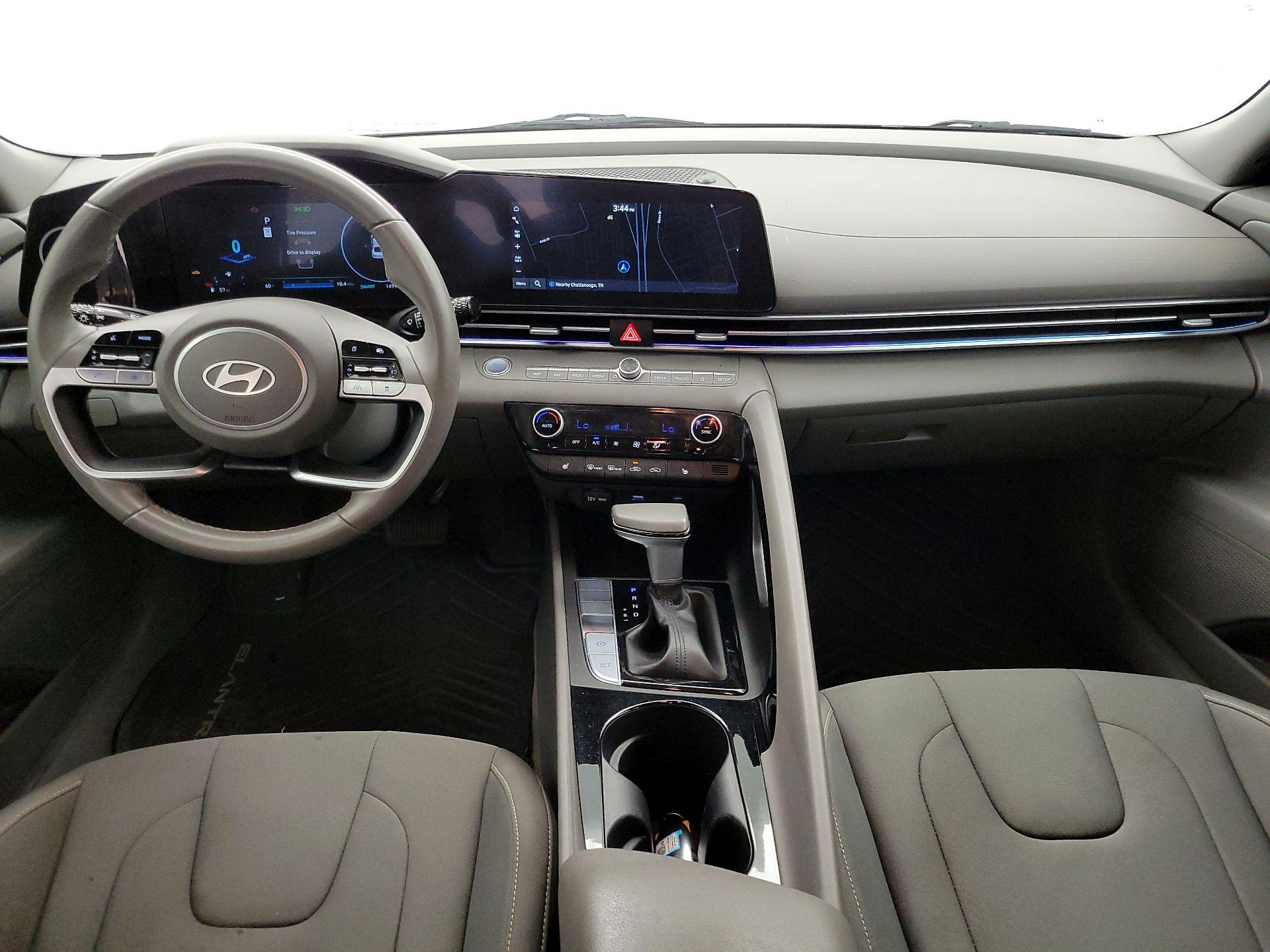 Thumbnail: 2024 Hyundai Elantra - 9