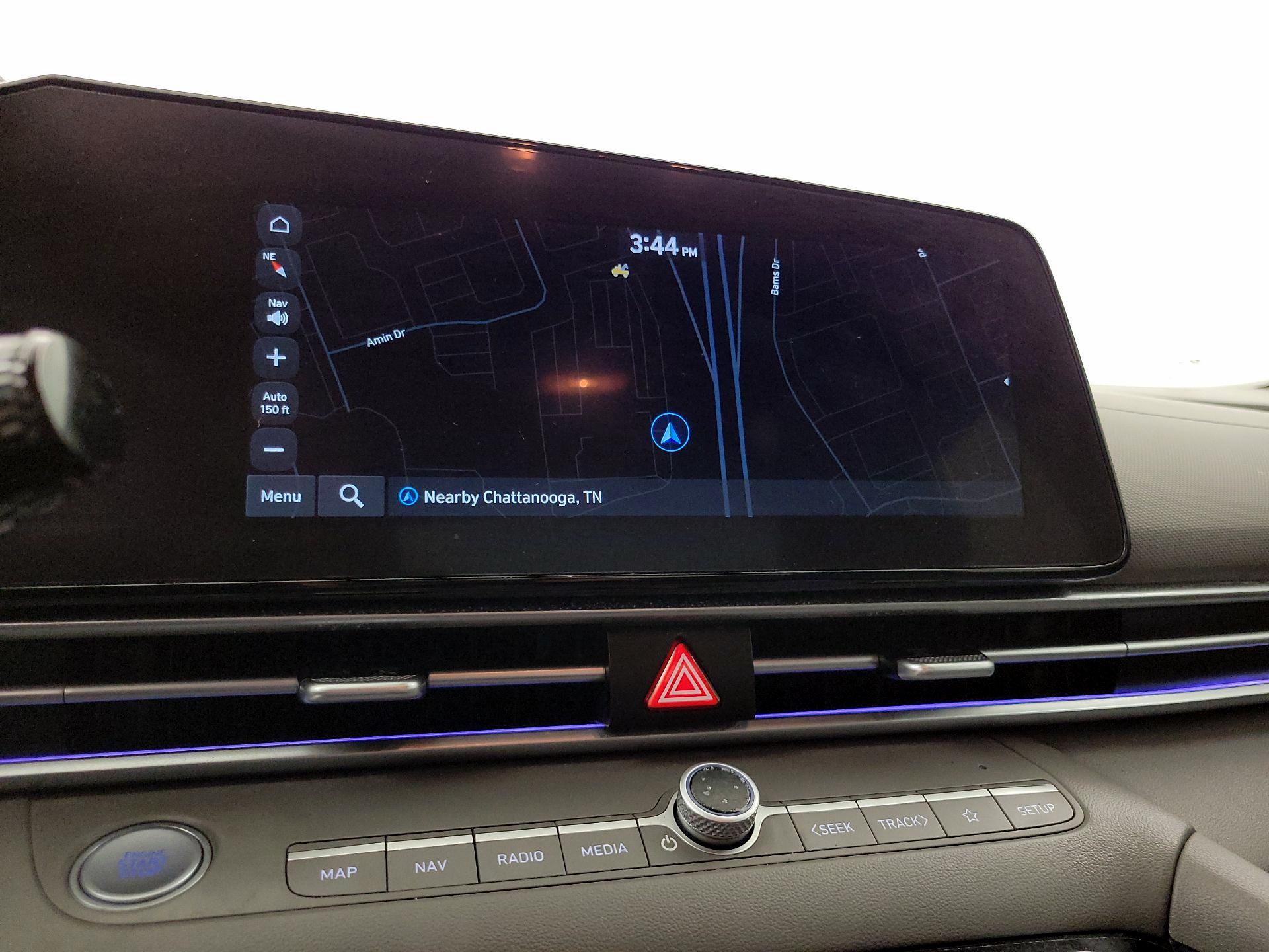 Thumbnail: 2024 Hyundai Elantra - 14