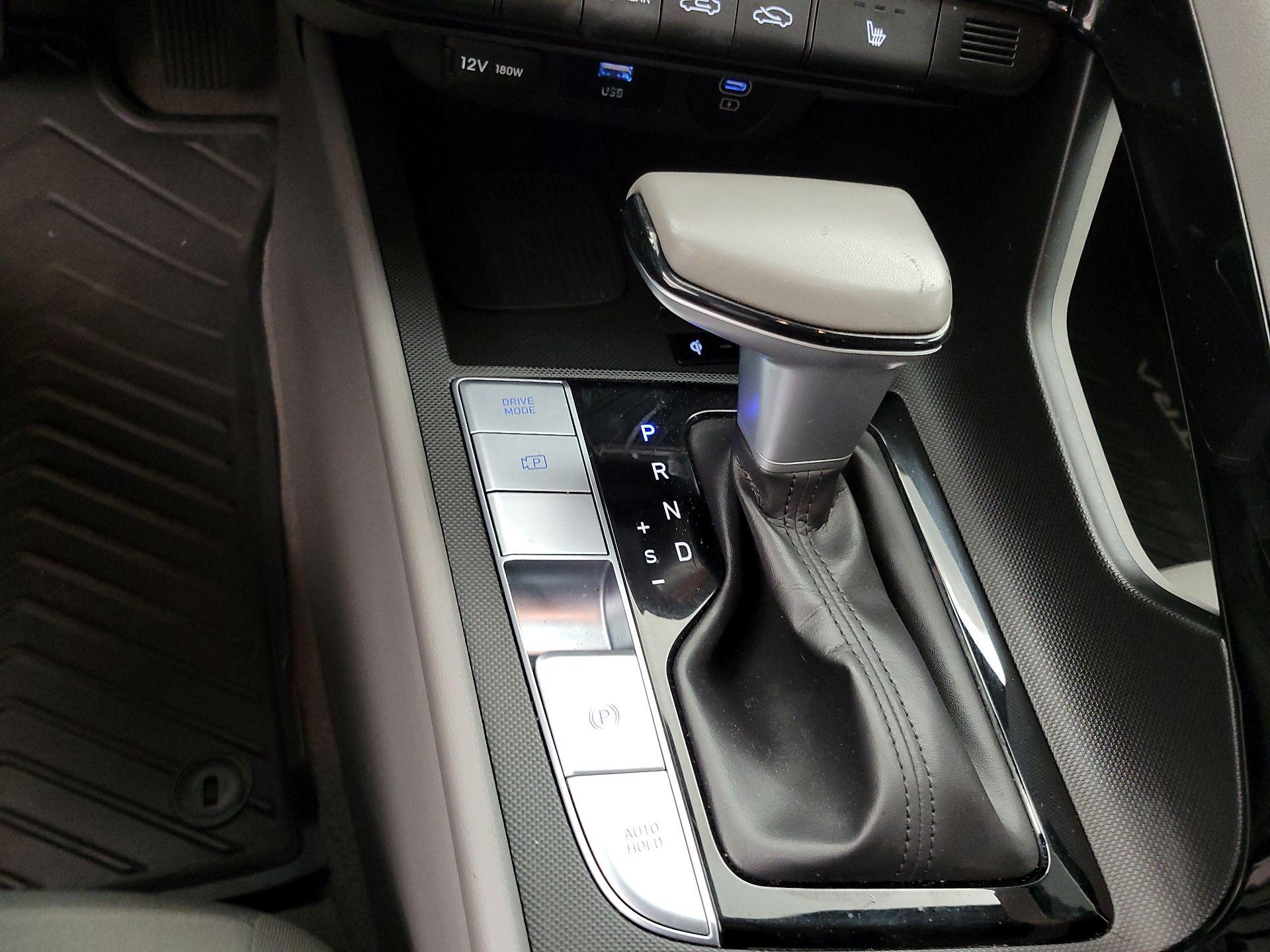 Thumbnail: 2024 Hyundai Elantra - 18