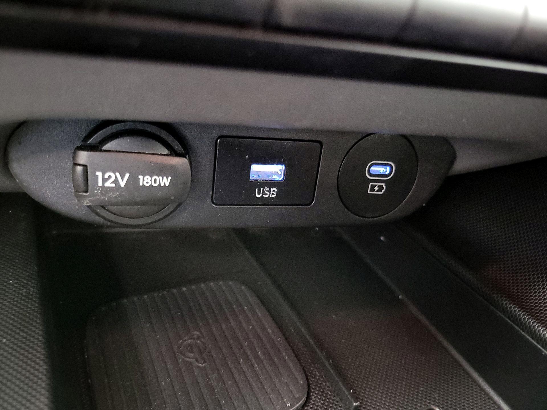 Thumbnail: 2024 Hyundai Elantra - 19