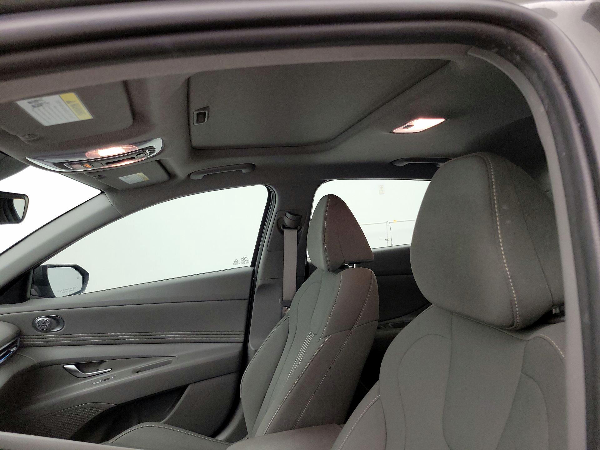 Thumbnail: 2024 Hyundai Elantra - 20