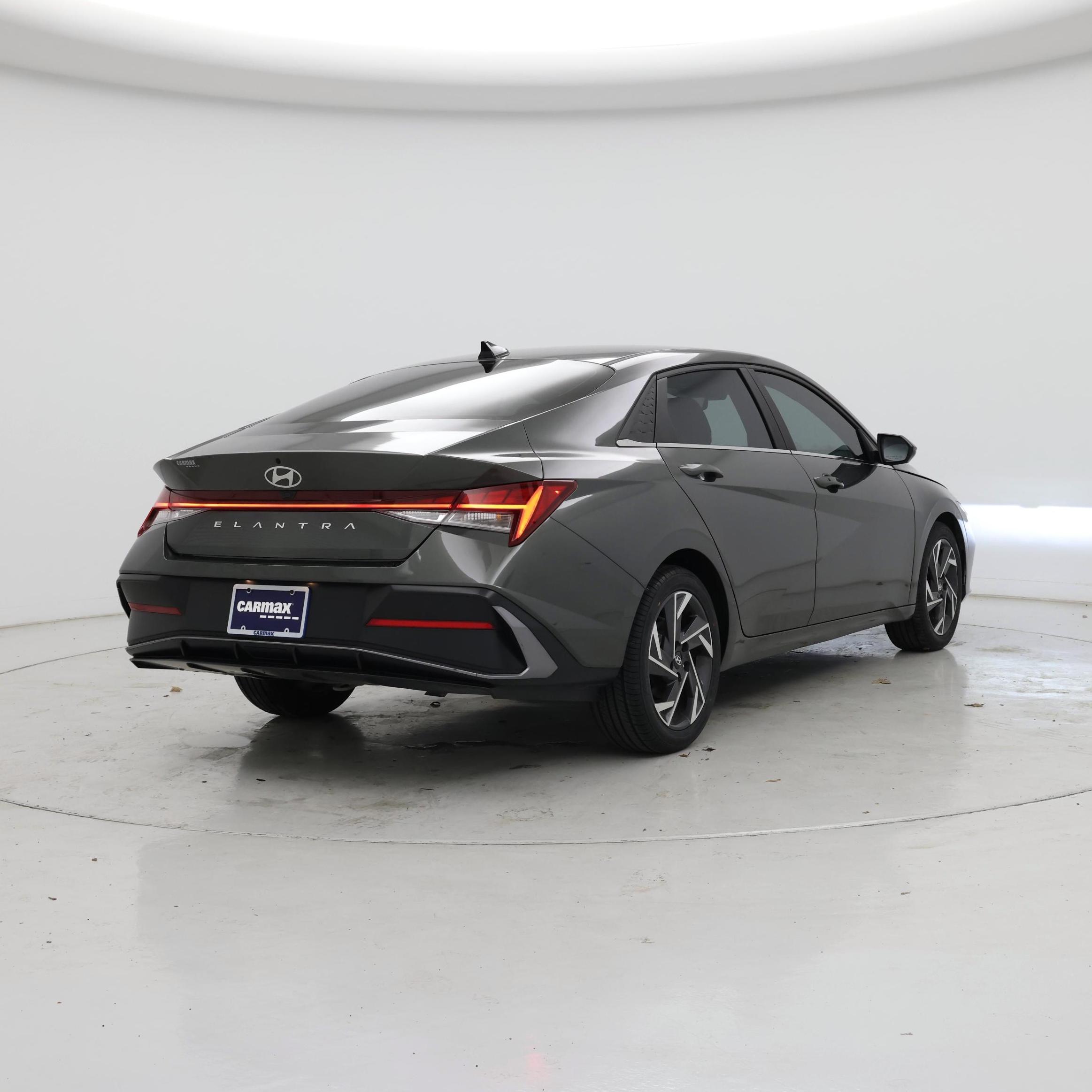 Thumbnail: 2024 Hyundai Elantra - 8