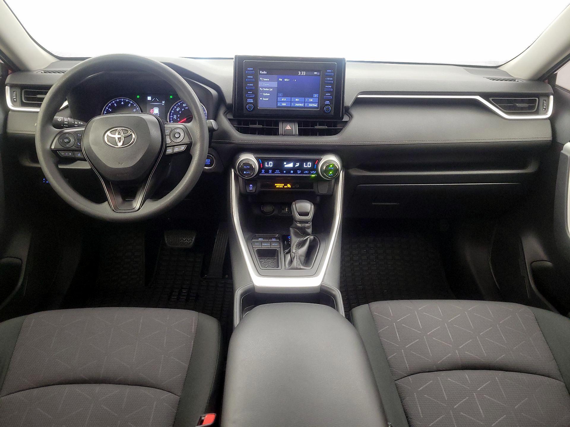 Thumbnail: 2019 Toyota RAV4 - 9