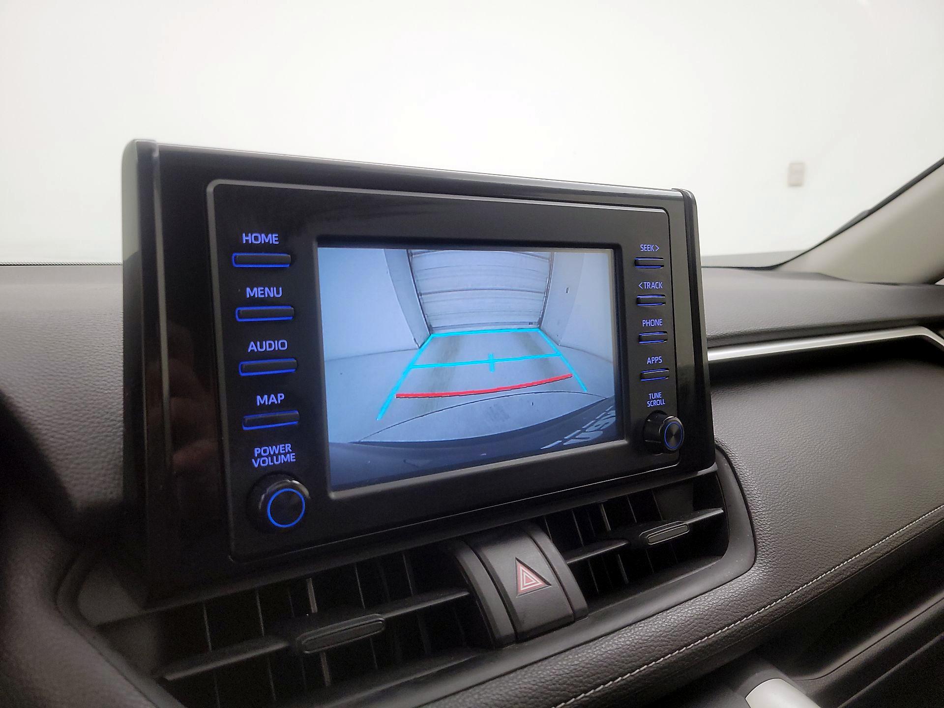 Thumbnail: 2019 Toyota RAV4 - 14