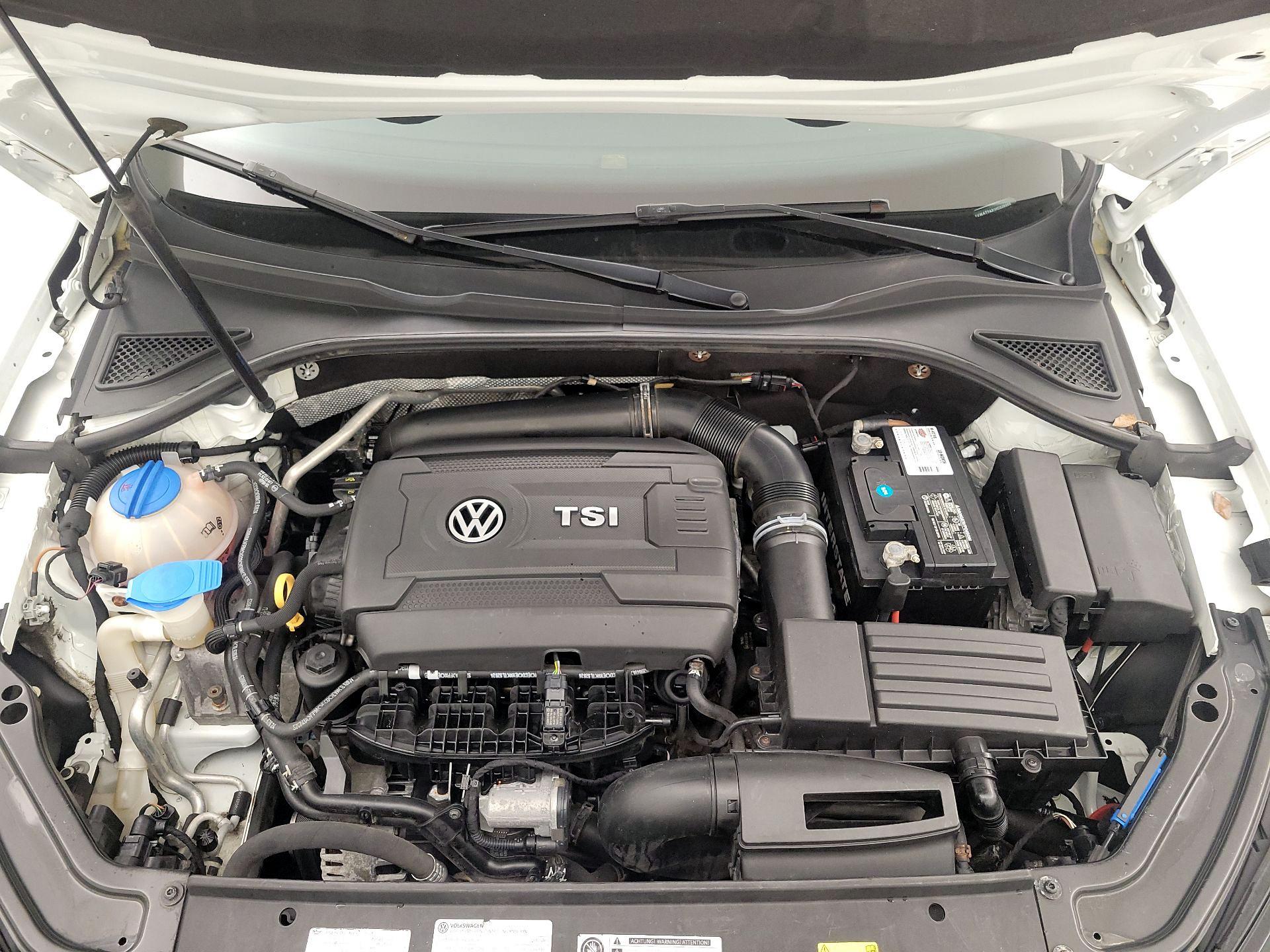 Thumbnail: 2017 Volkswagen Passat - 20