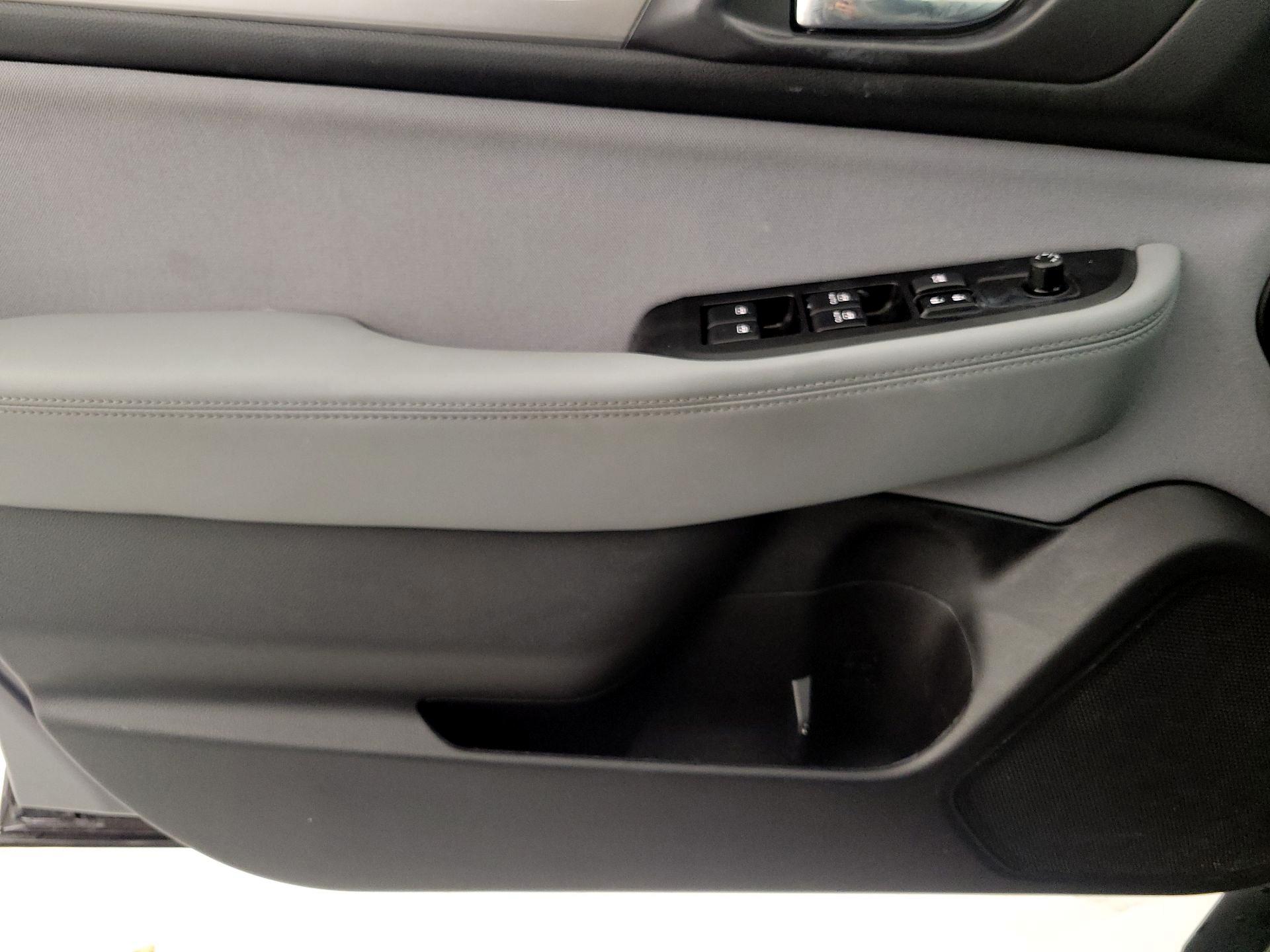 Thumbnail: 2019 Subaru Outback - 12