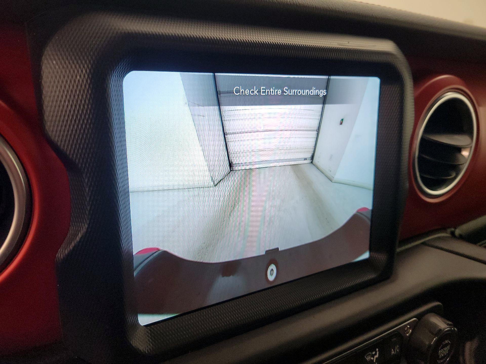 Thumbnail: 2022 Jeep Gladiator - 15