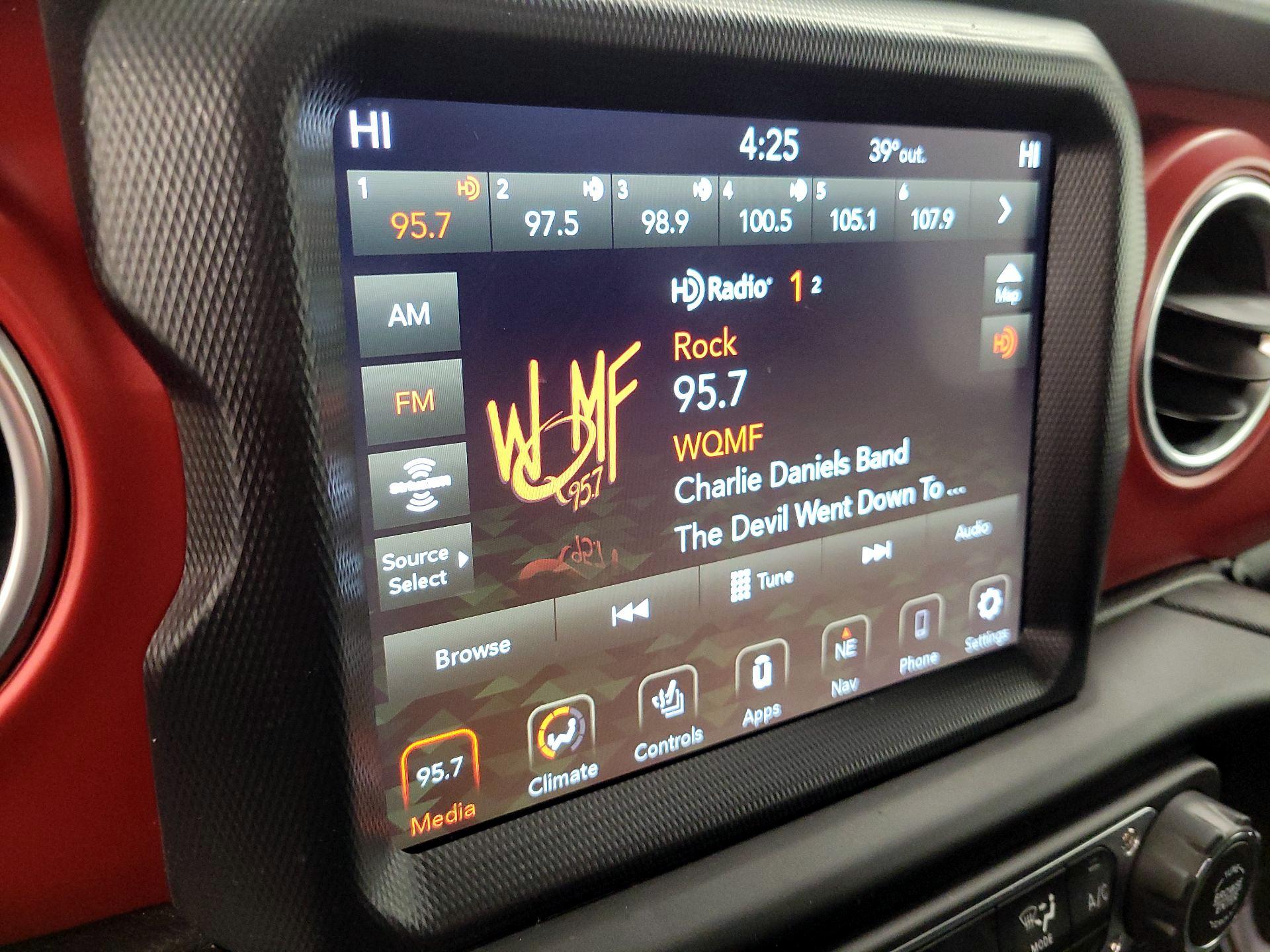 Thumbnail: 2022 Jeep Gladiator - 16