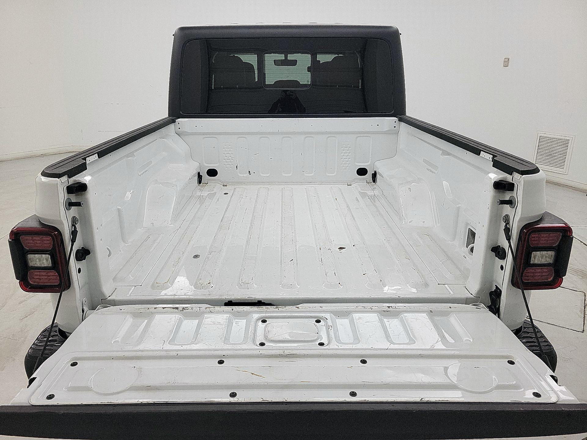 Thumbnail: 2022 Jeep Gladiator - 20