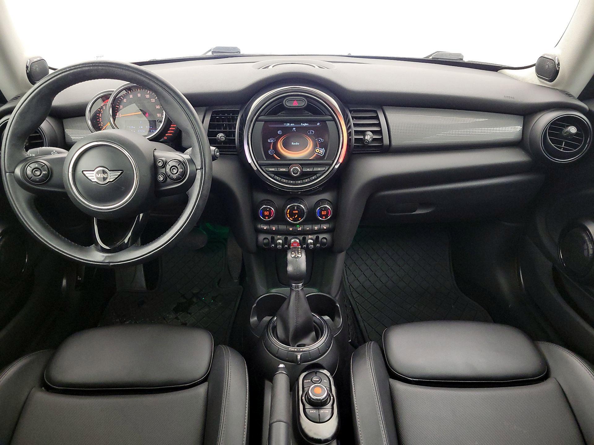Thumbnail: 2015 MINI Cooper Hardtop - 9