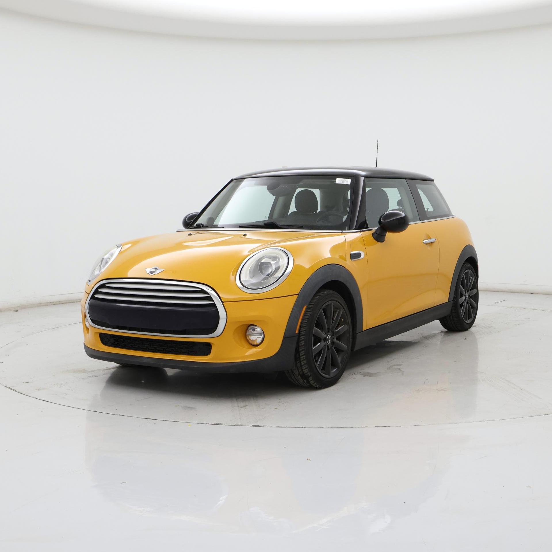 Thumbnail: 2015 MINI Cooper Hardtop - 4