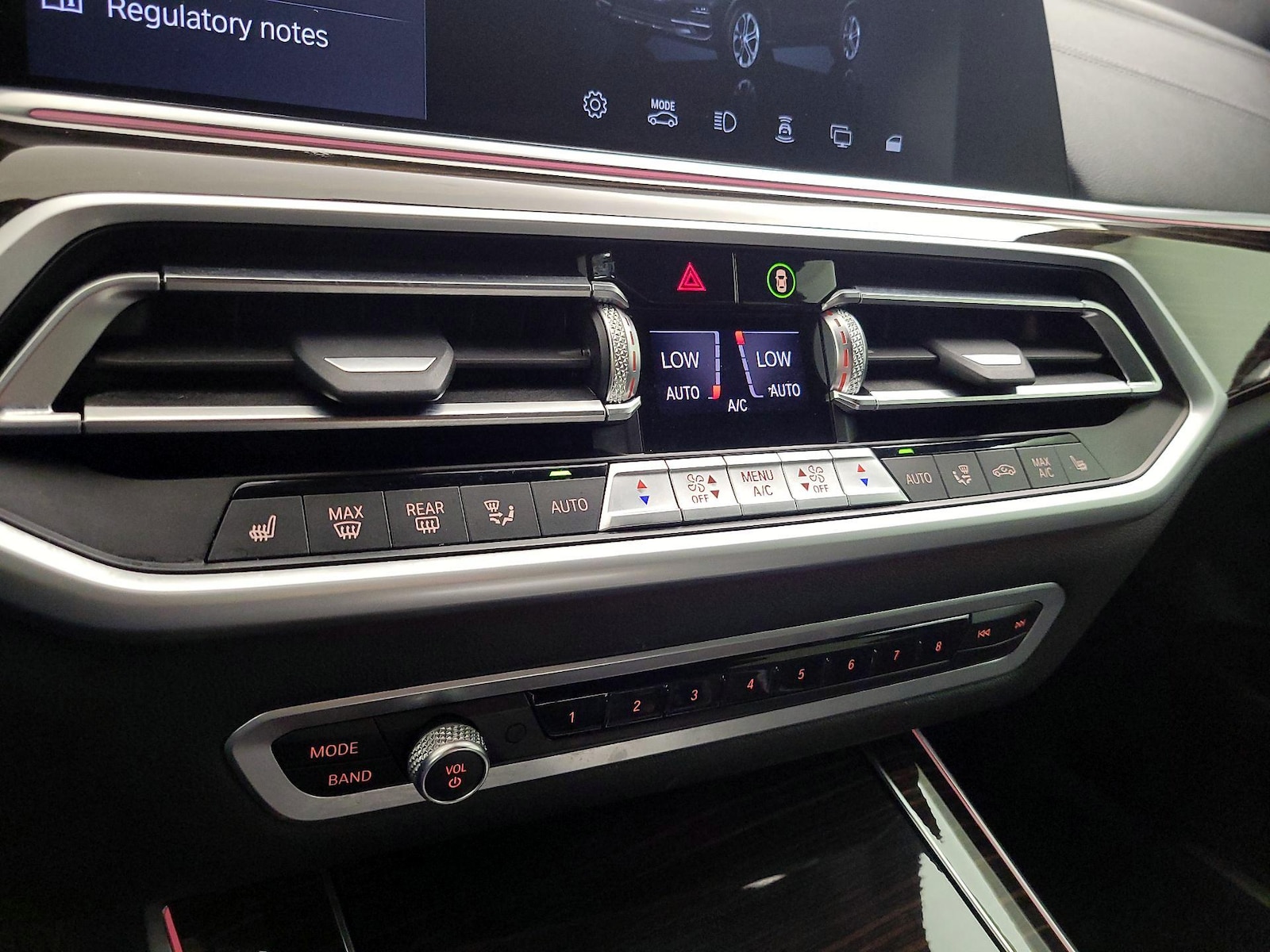 2021 BMW X5 40i - Photo 18