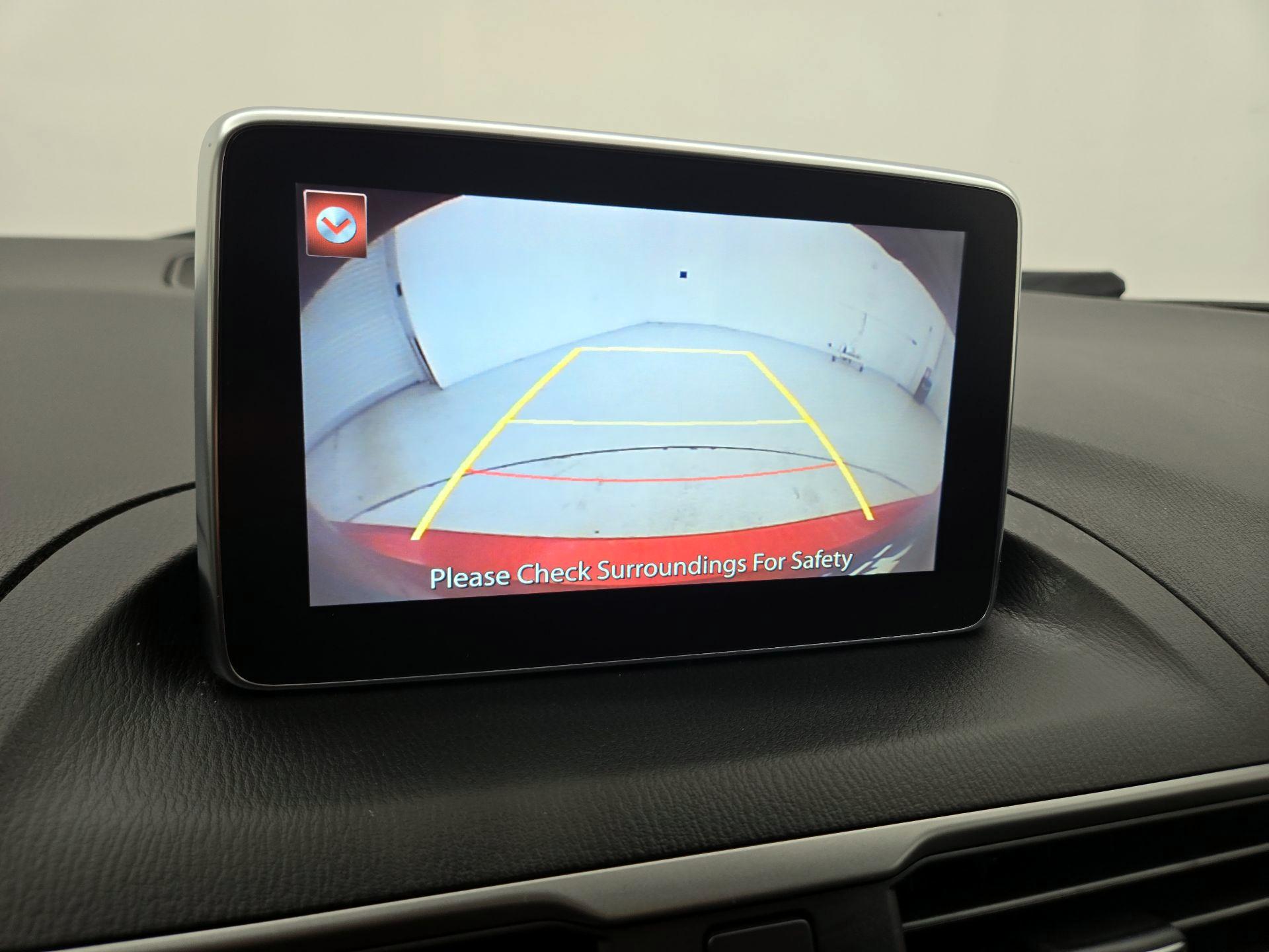 Thumbnail: 2016 Mazda Mazda3 - 14