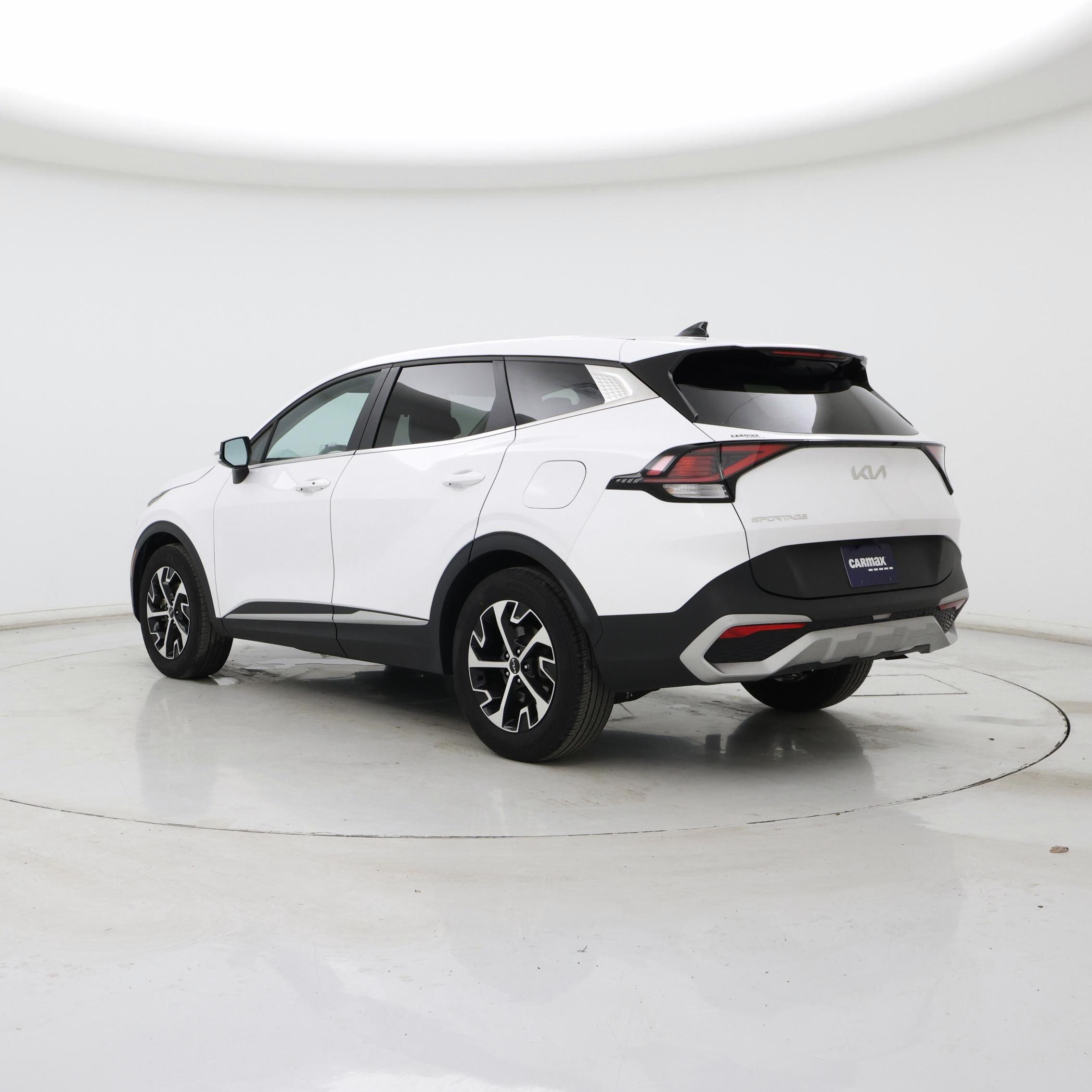 Thumbnail: 2023 Kia Sportage - 2