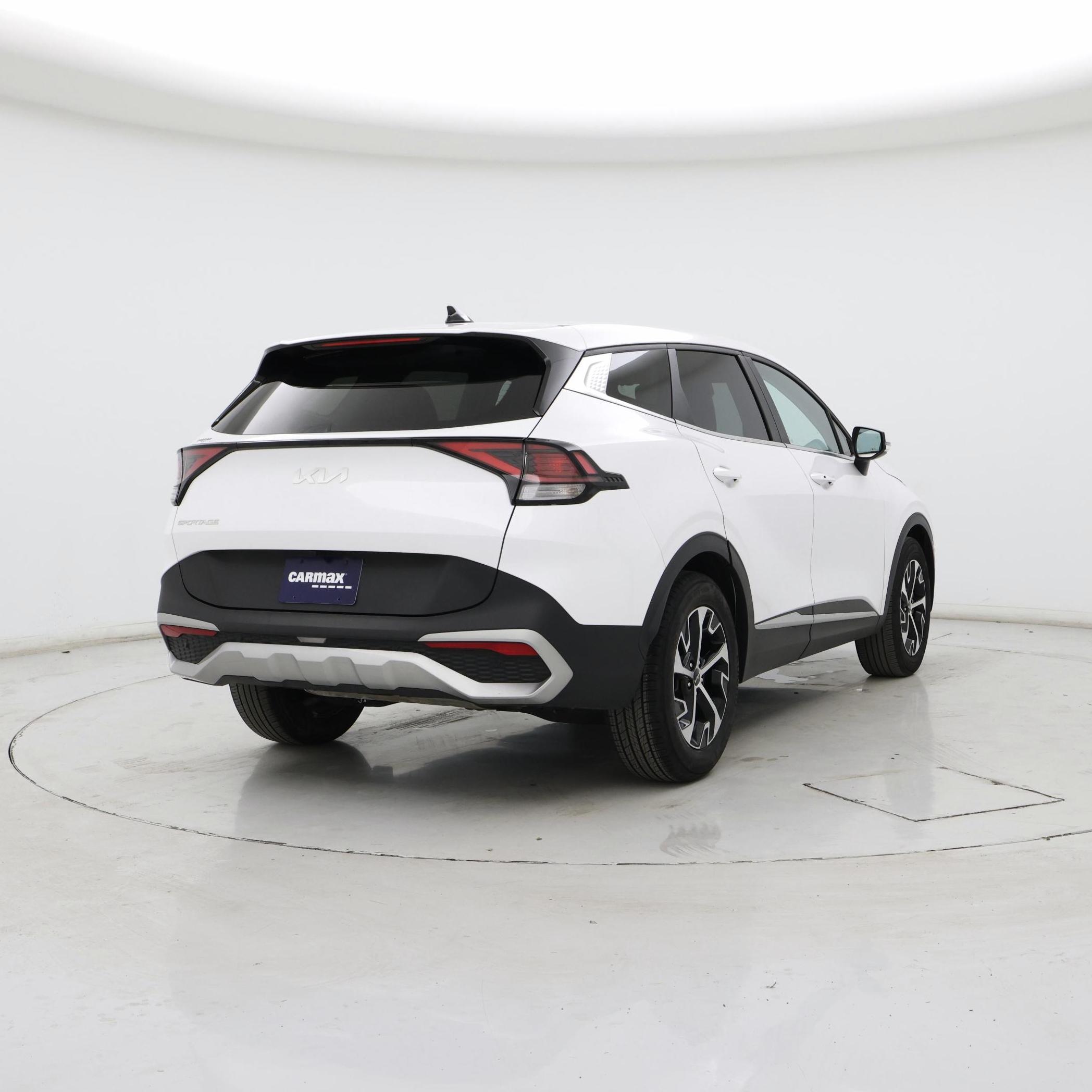 Thumbnail: 2023 Kia Sportage - 8