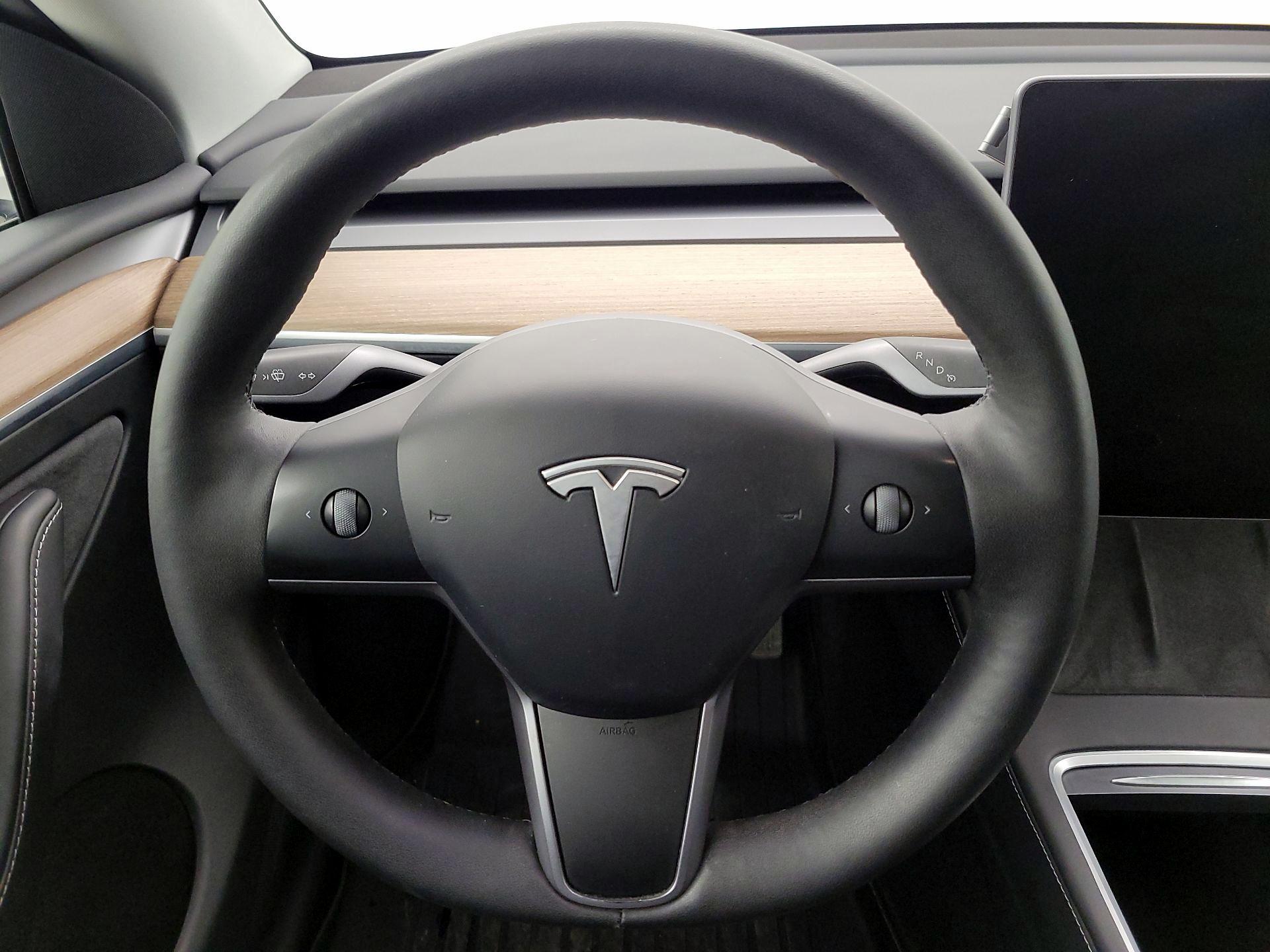 Thumbnail: 2024 Tesla Model Y - 10