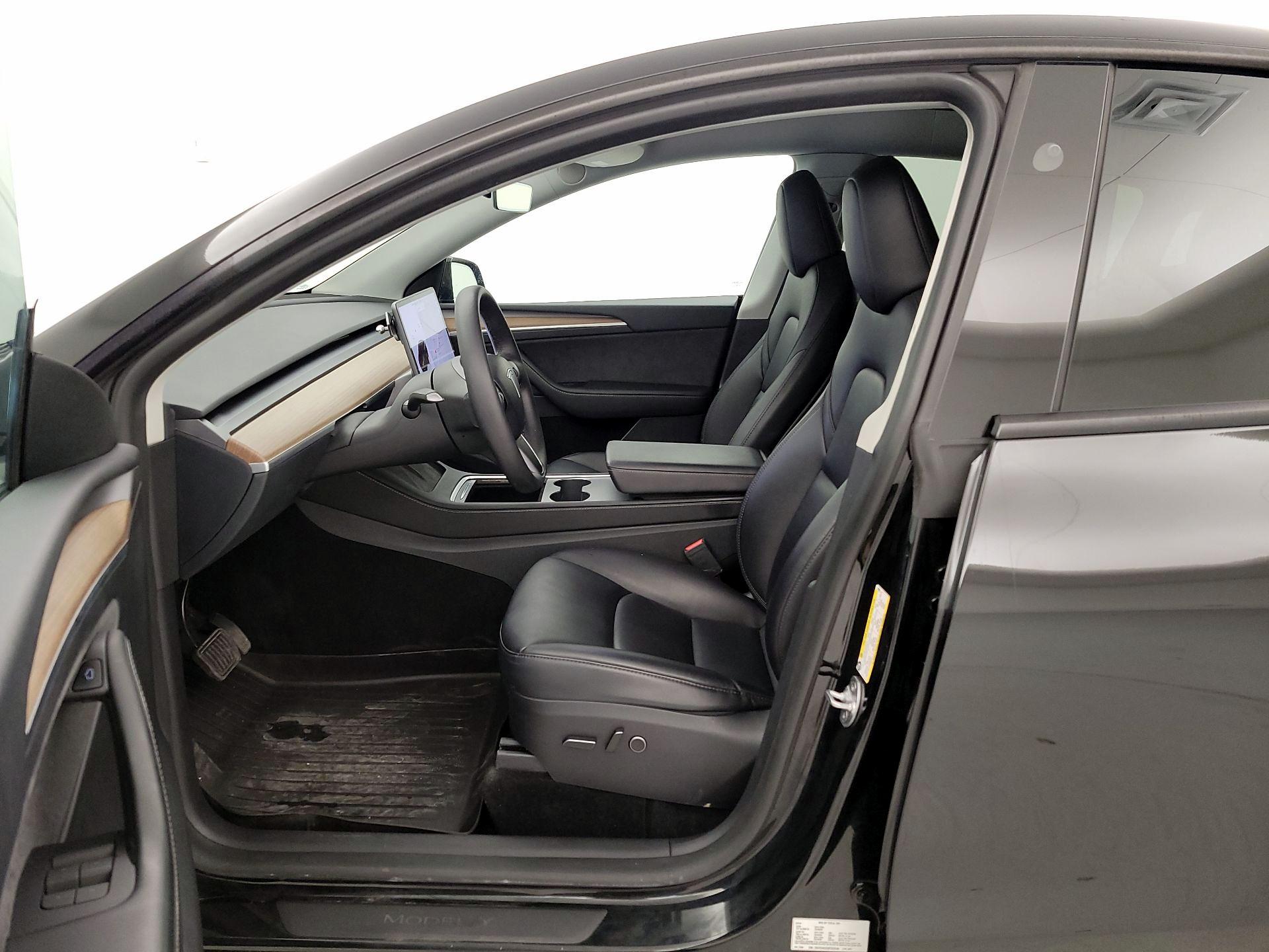 Thumbnail: 2024 Tesla Model Y - 11