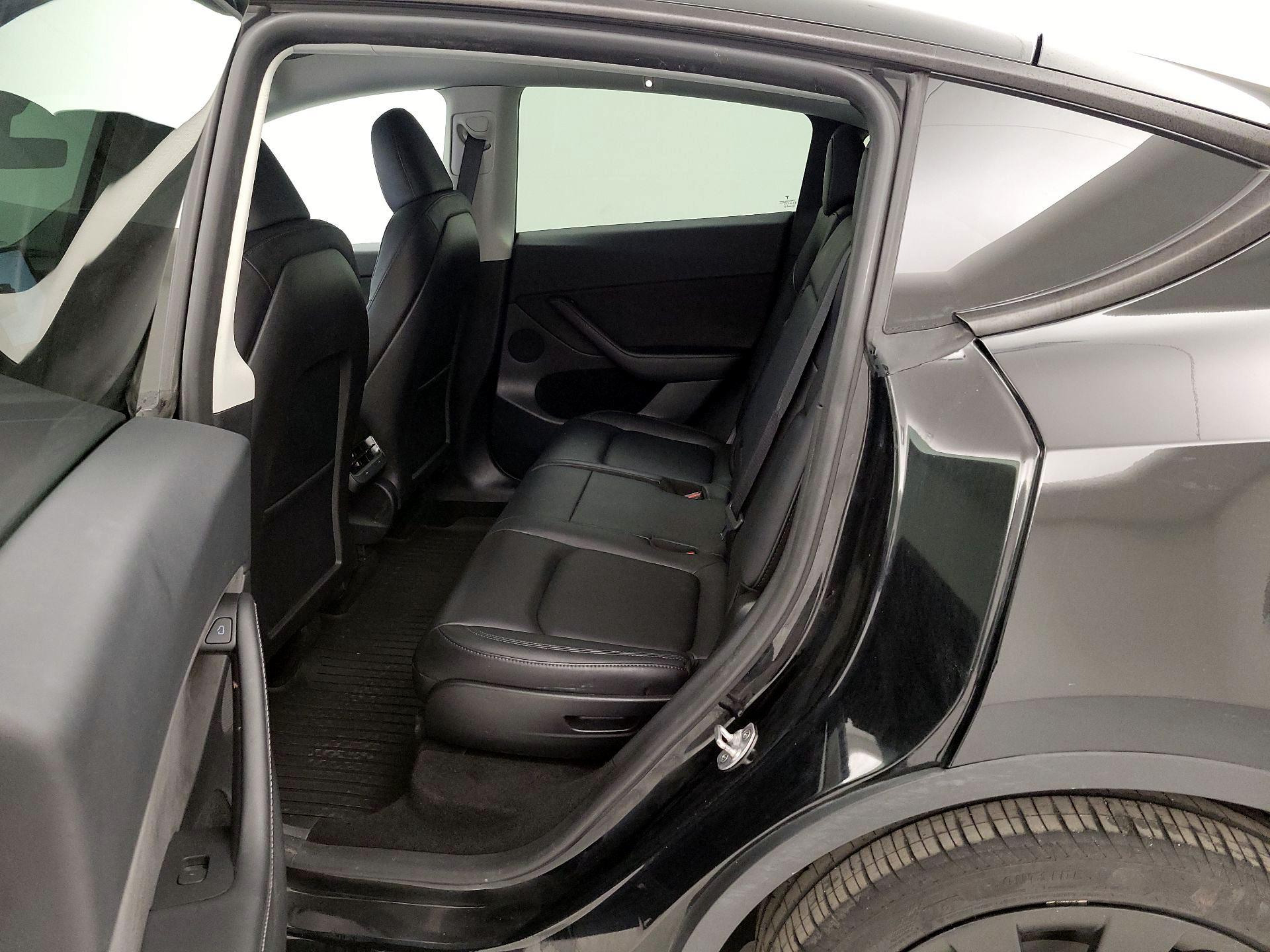 Thumbnail: 2024 Tesla Model Y - 19