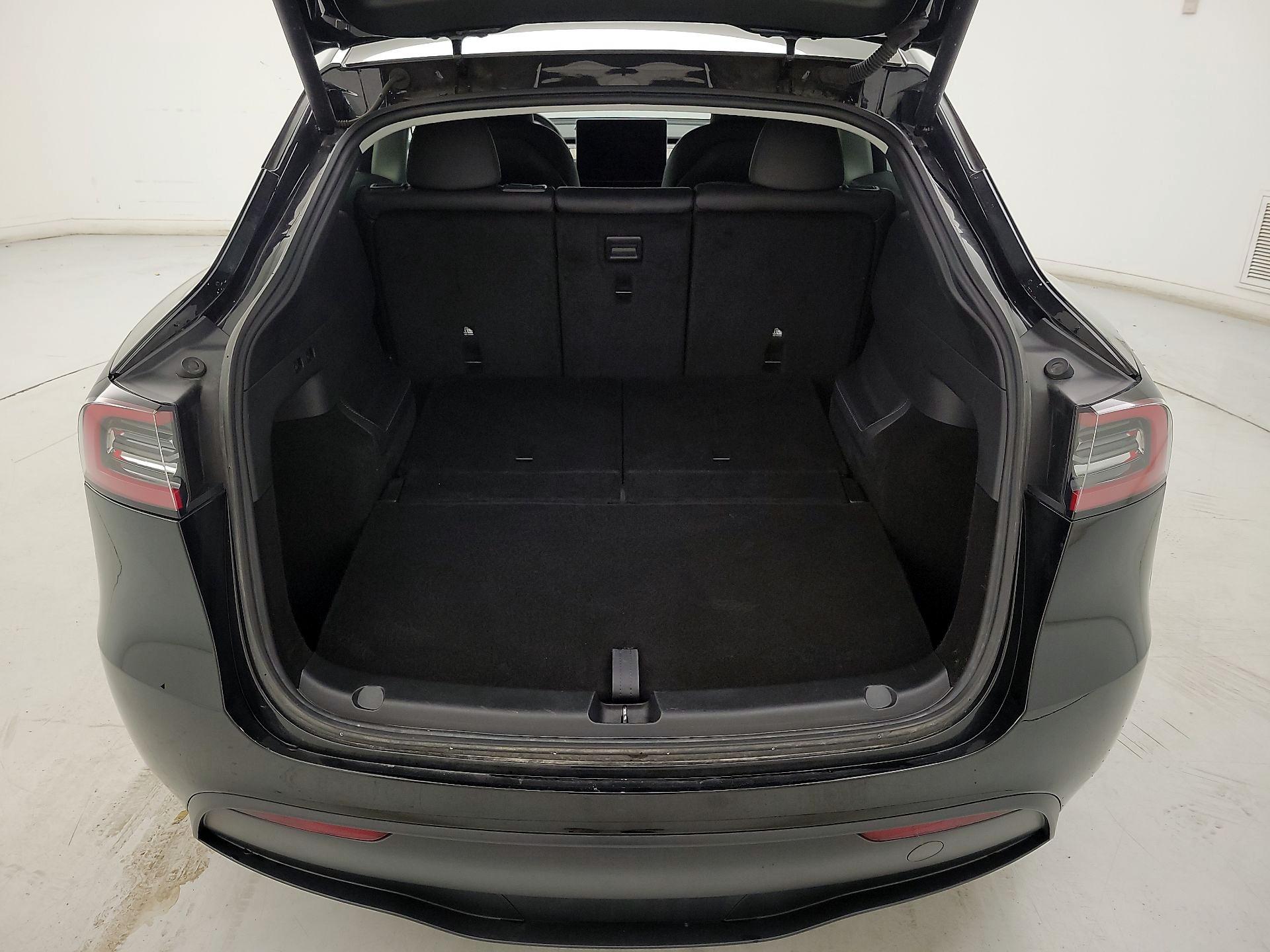 Thumbnail: 2024 Tesla Model Y - 20