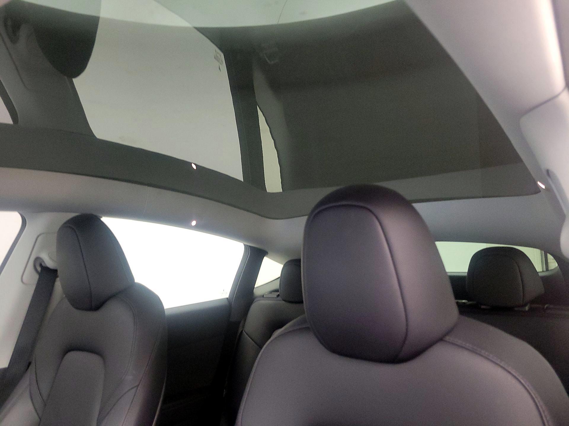 Thumbnail: 2023 Tesla Model Y - 18