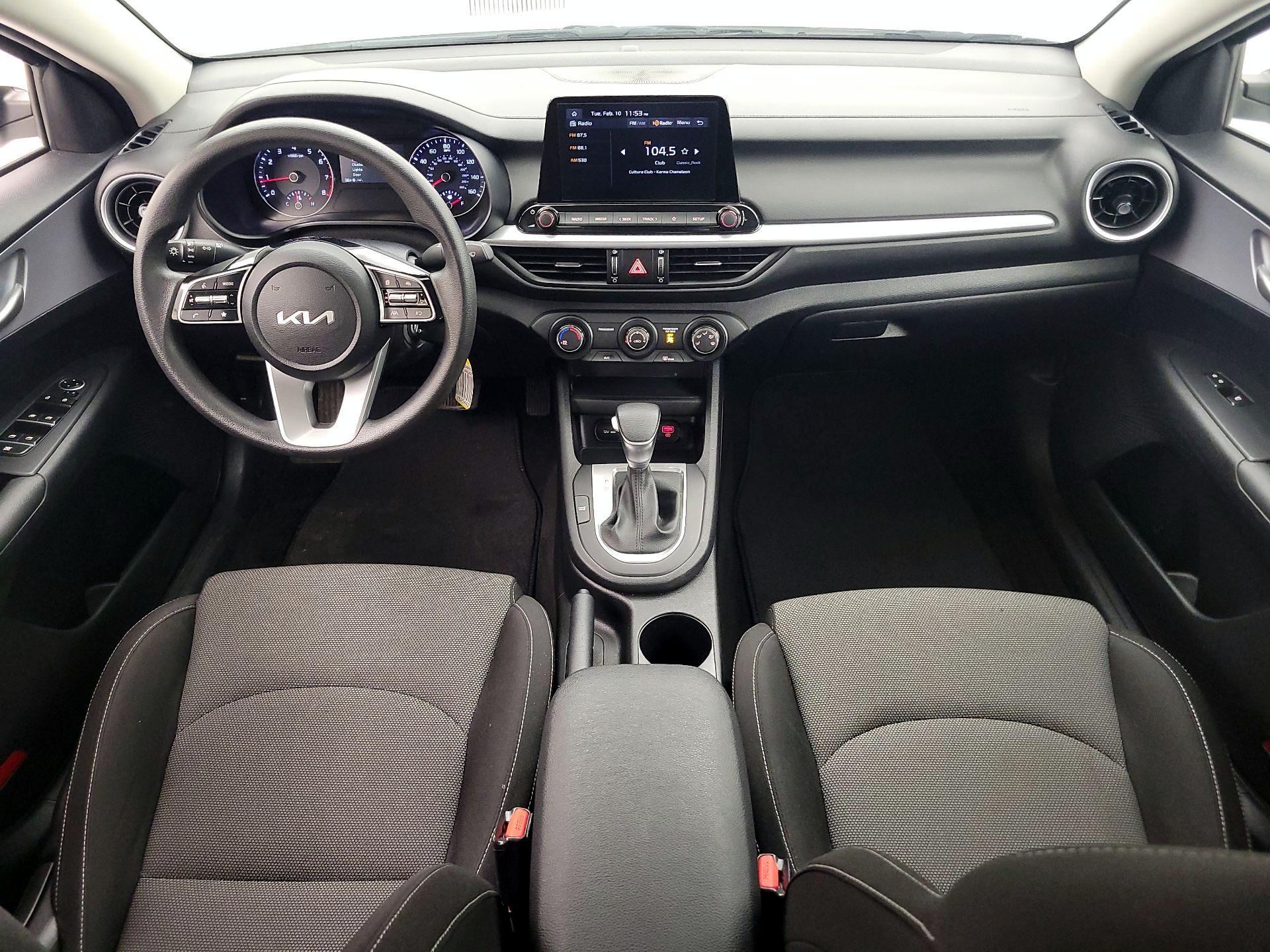 Thumbnail: 2024 Kia Forte - 9