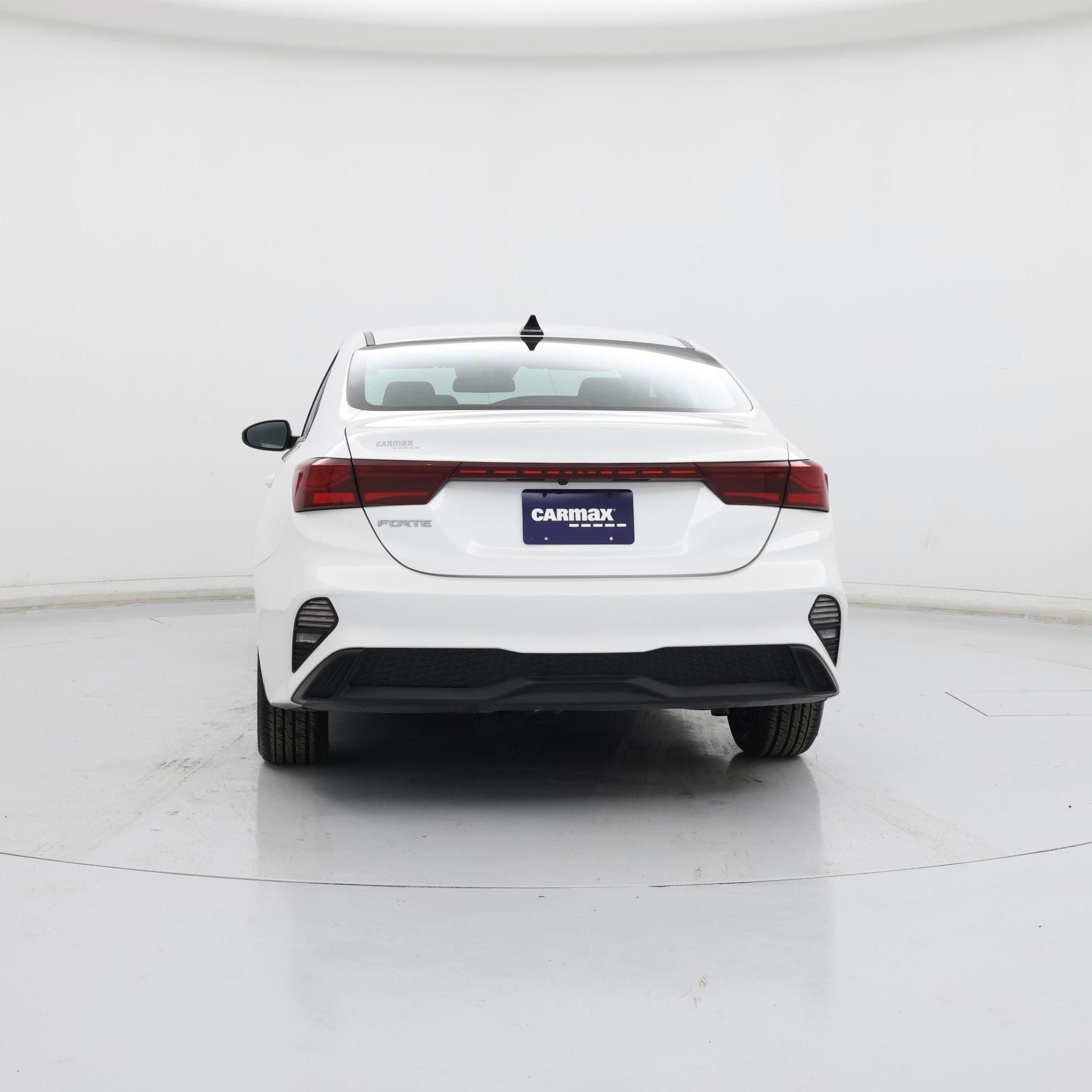 Thumbnail: 2024 Kia Forte - 6