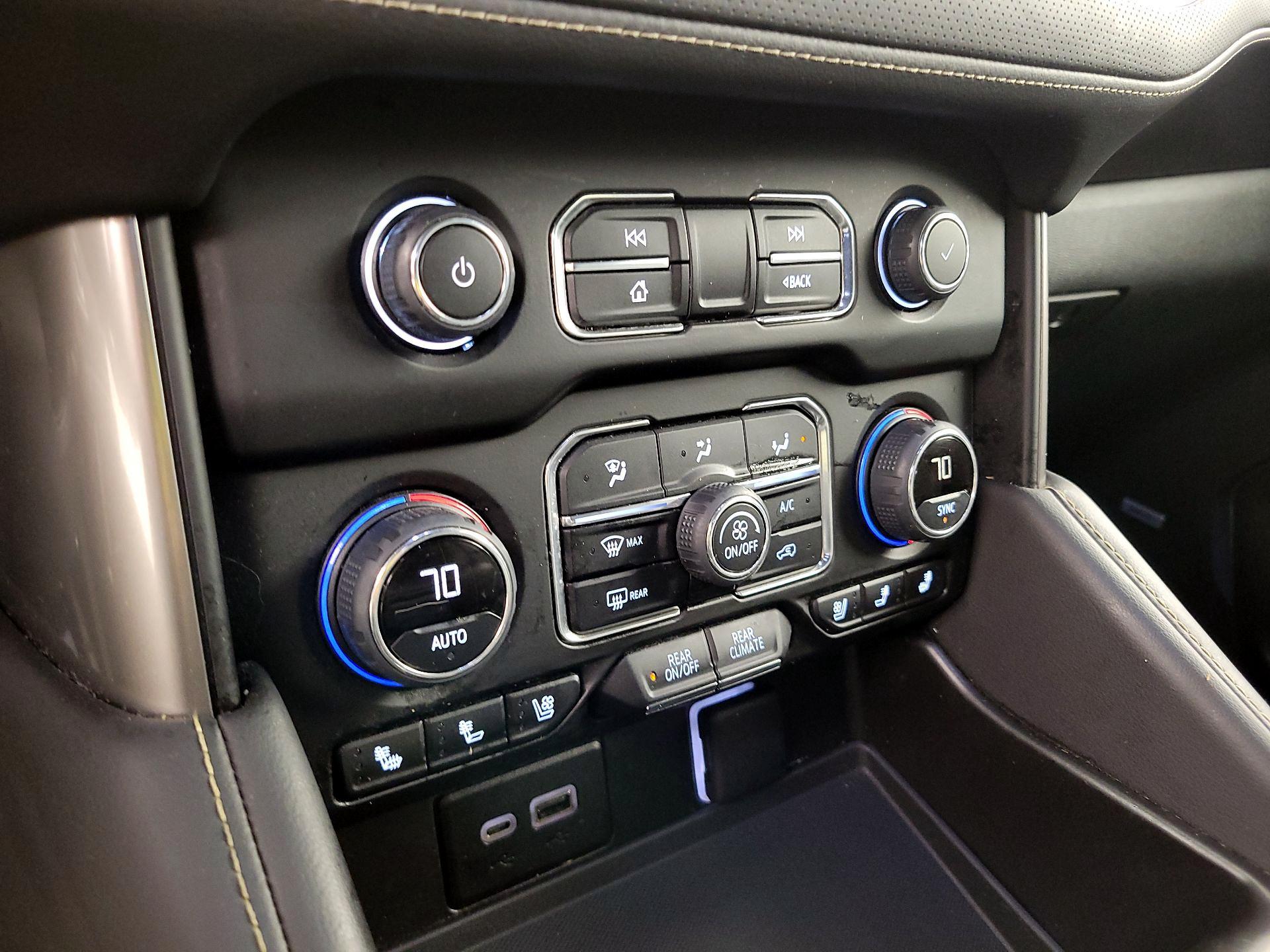 Thumbnail: 2024 Chevrolet Tahoe - 16