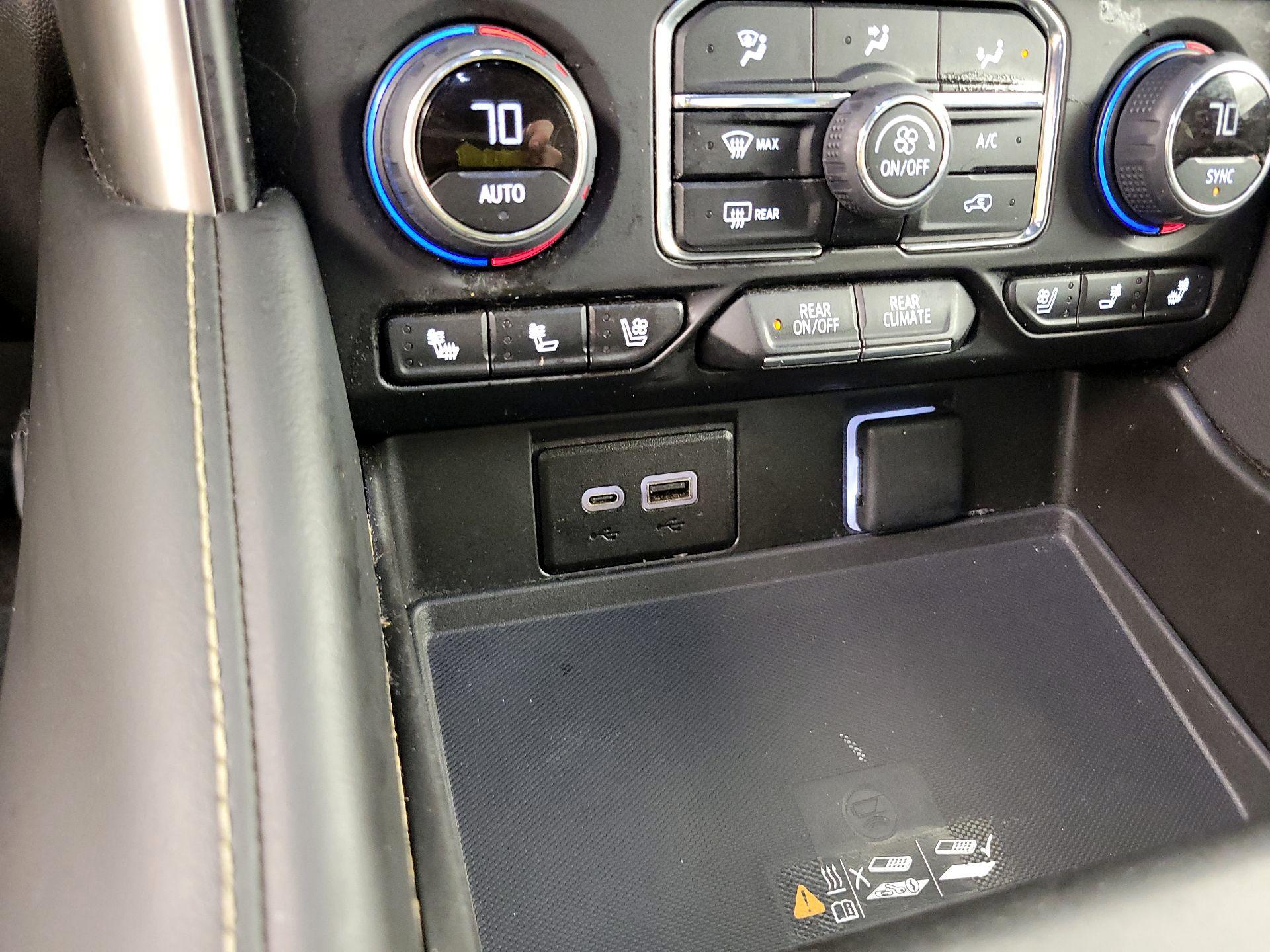 Thumbnail: 2024 Chevrolet Tahoe - 18