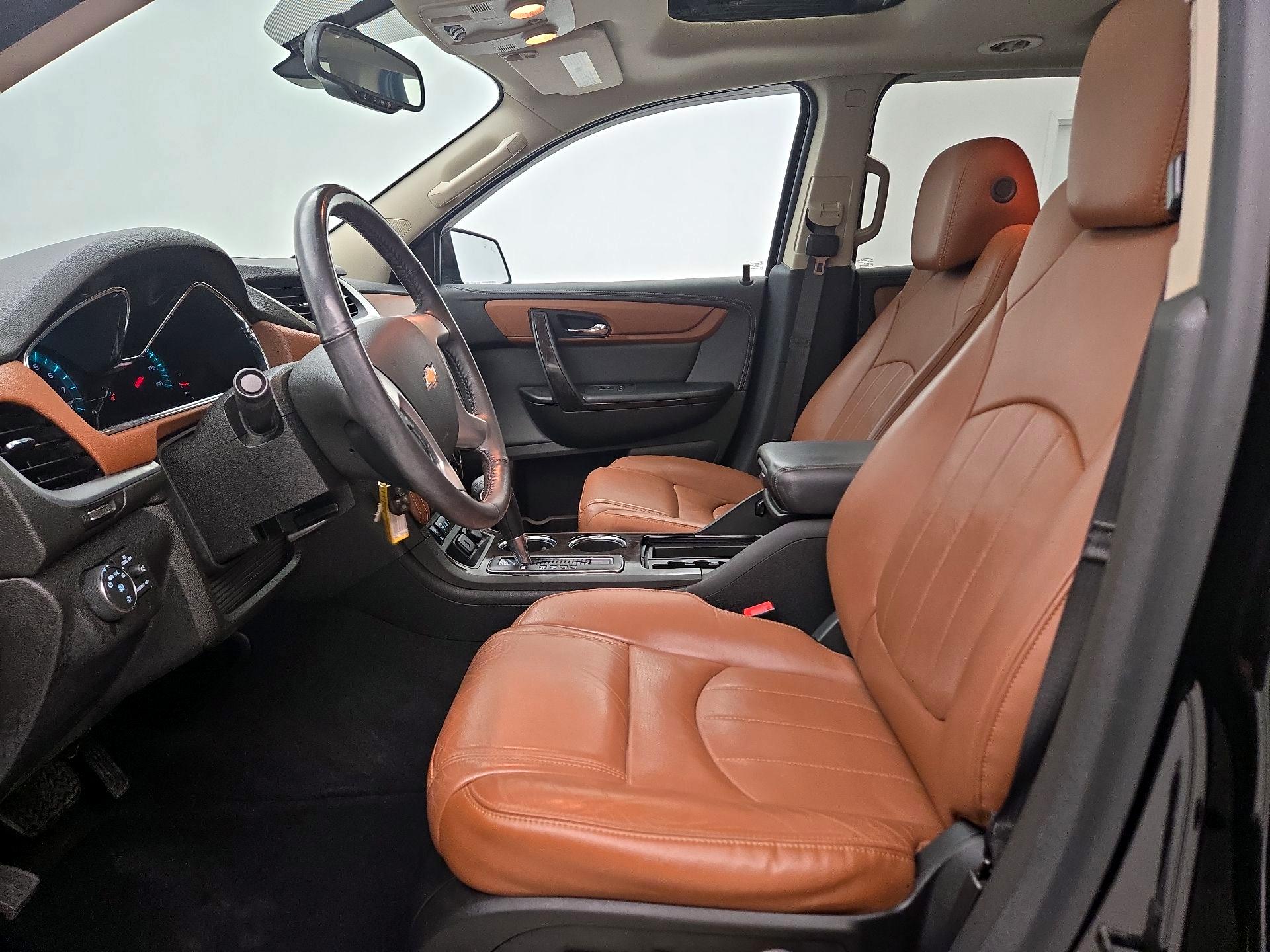 Thumbnail: 2017 Chevrolet Traverse - 11