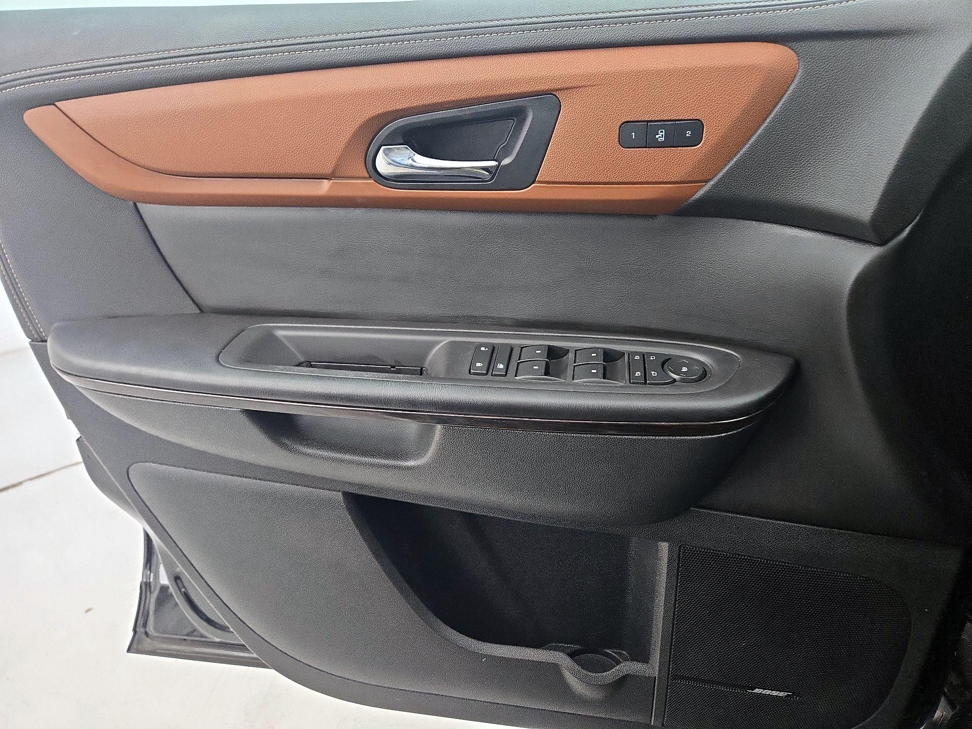 Thumbnail: 2017 Chevrolet Traverse - 12