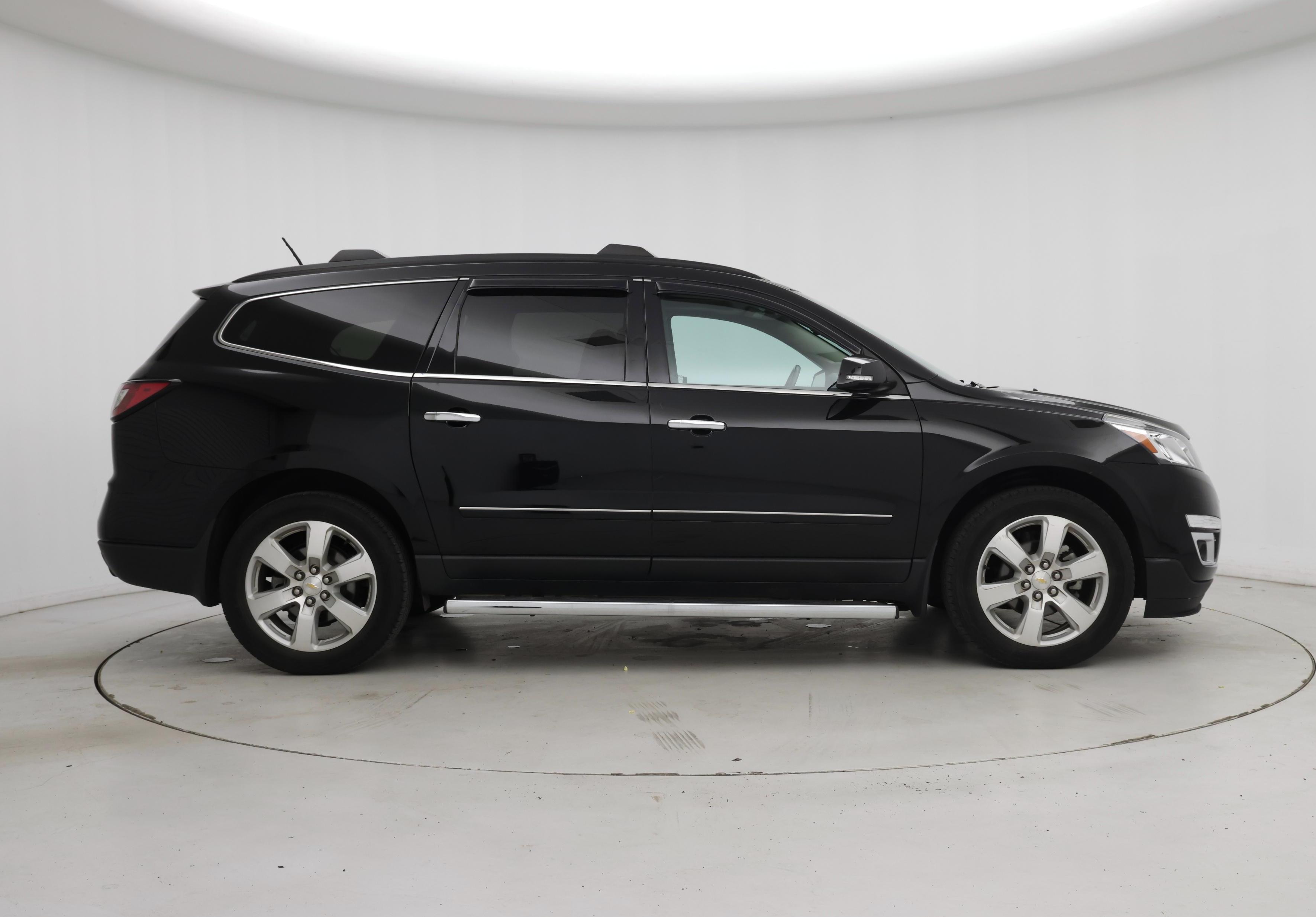 Thumbnail: 2017 Chevrolet Traverse - 7